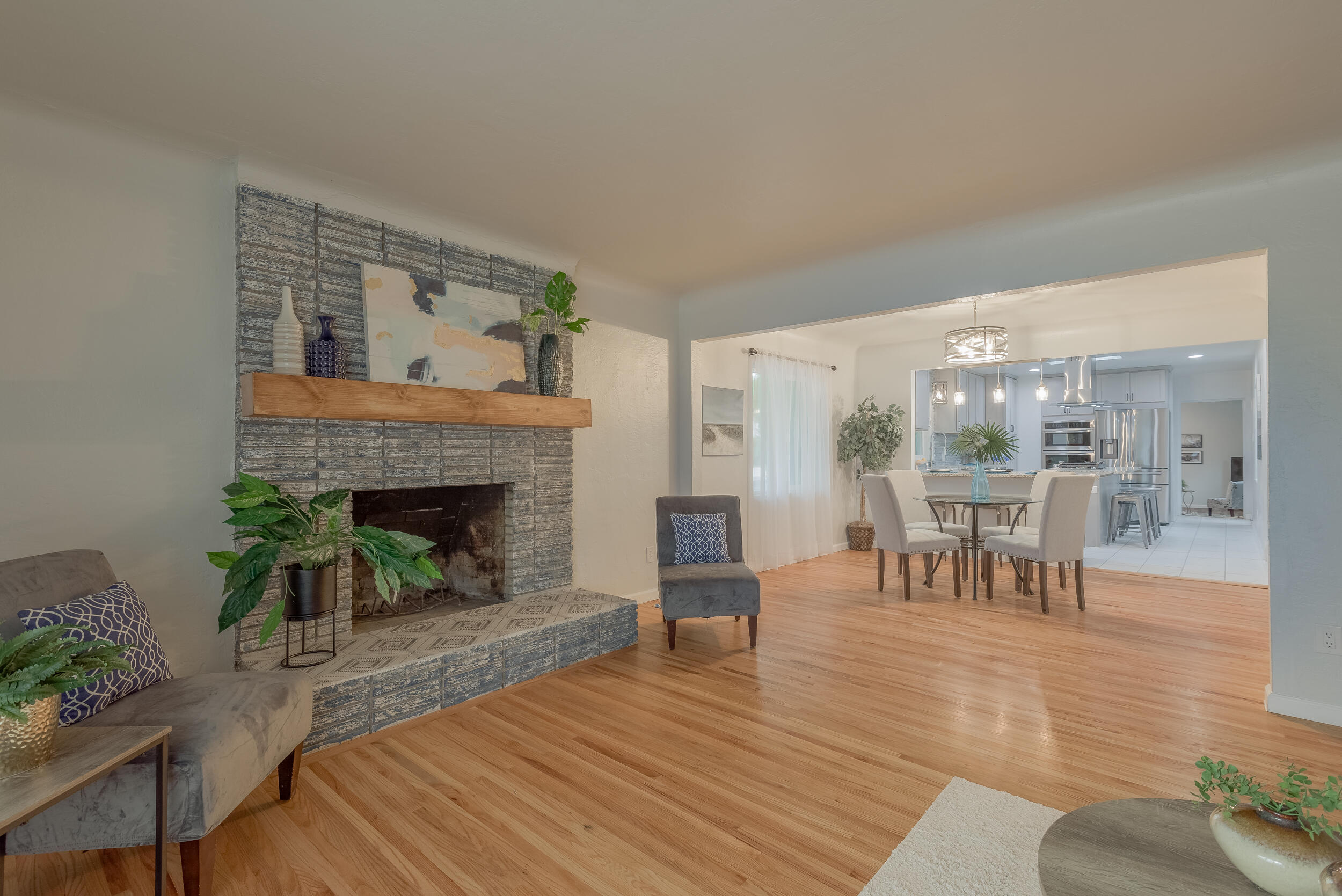 400 Wellesley Drive SE