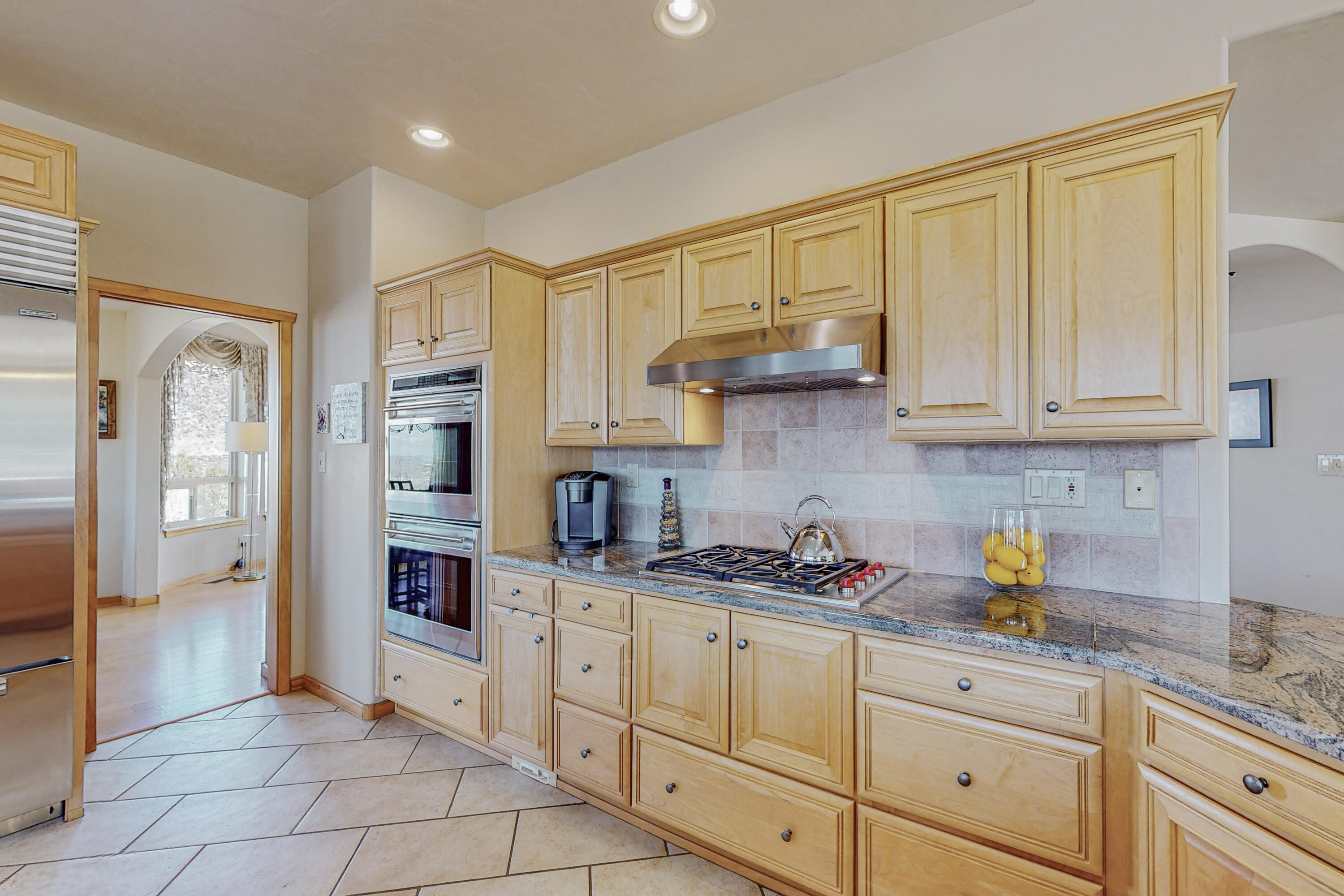 18 Desert Mountain Road SE