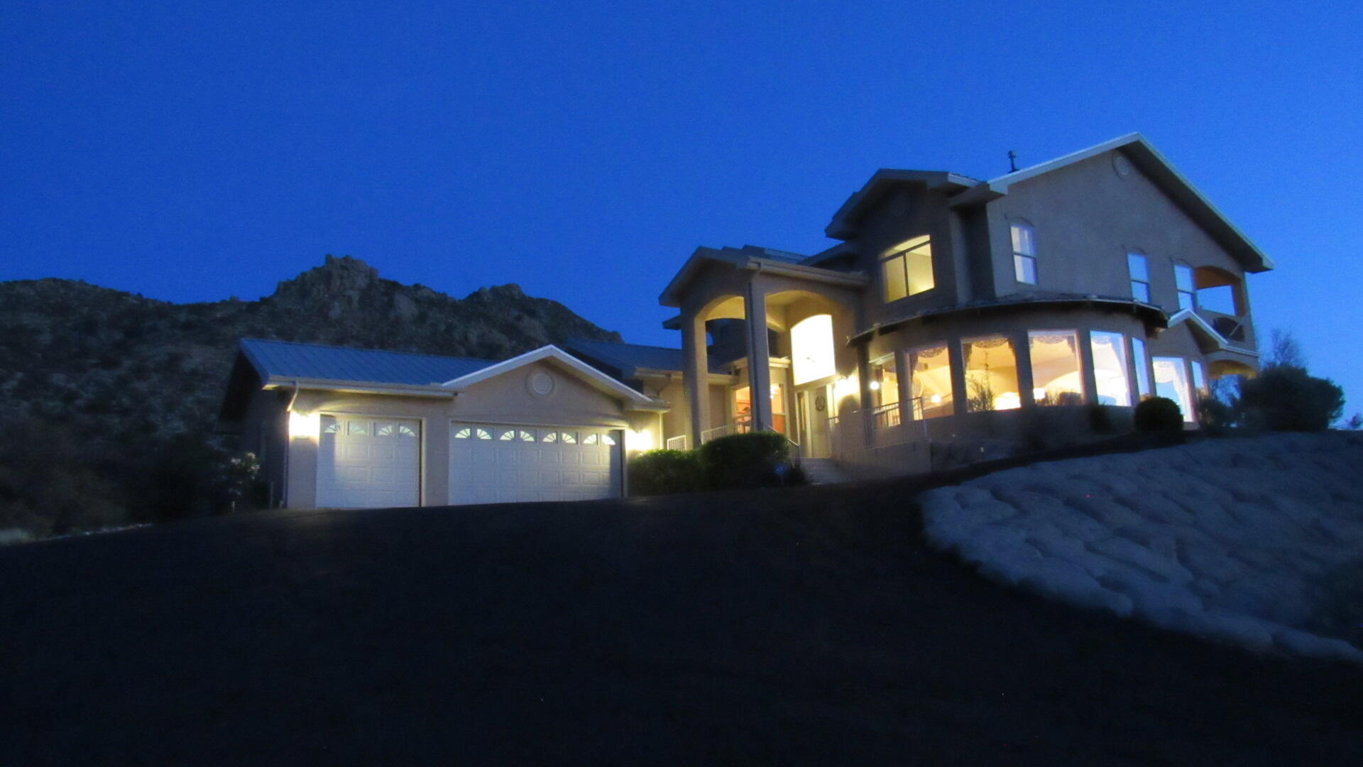 18 Desert Mountain Road SE
