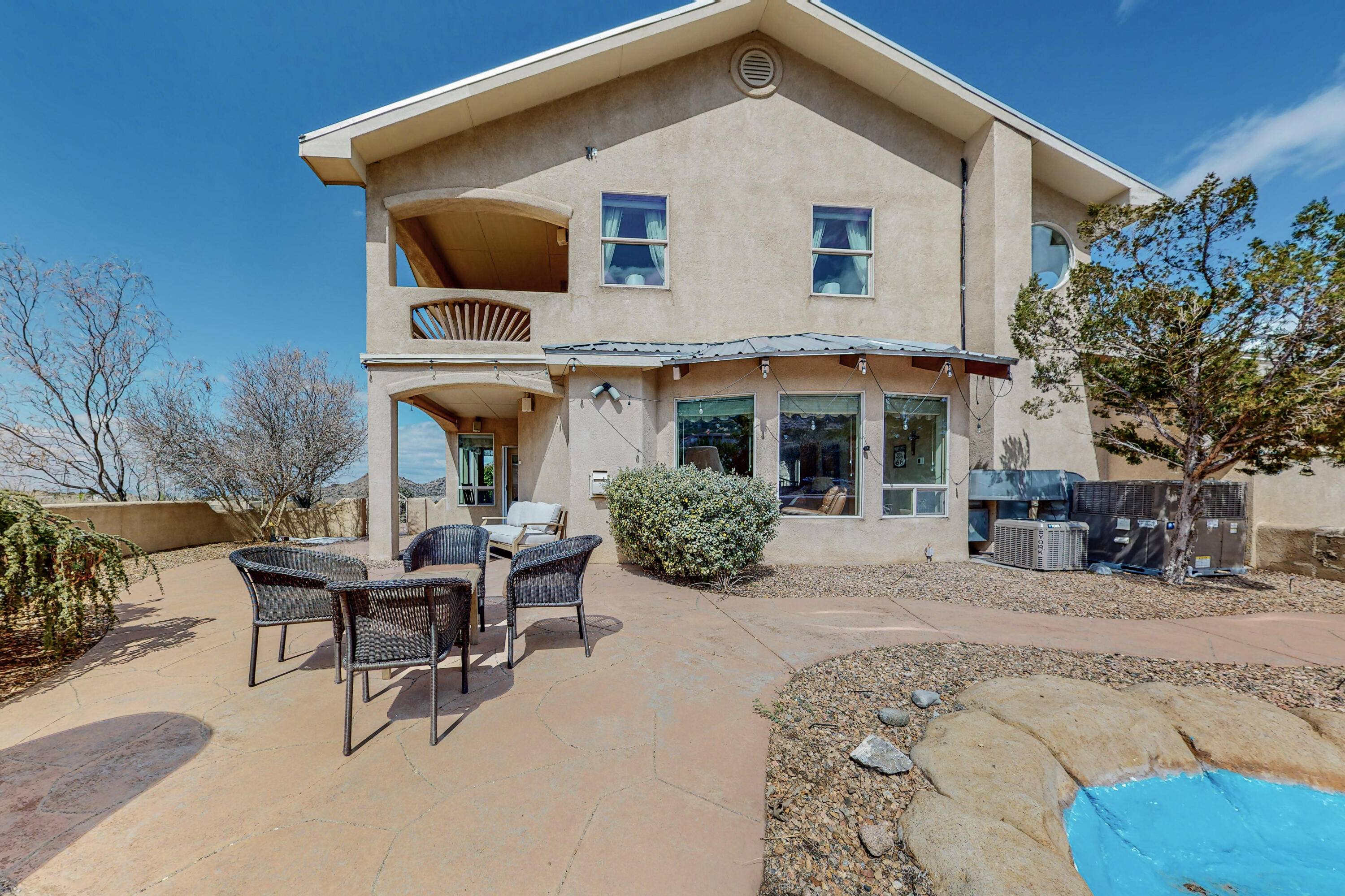 18 Desert Mountain Road SE