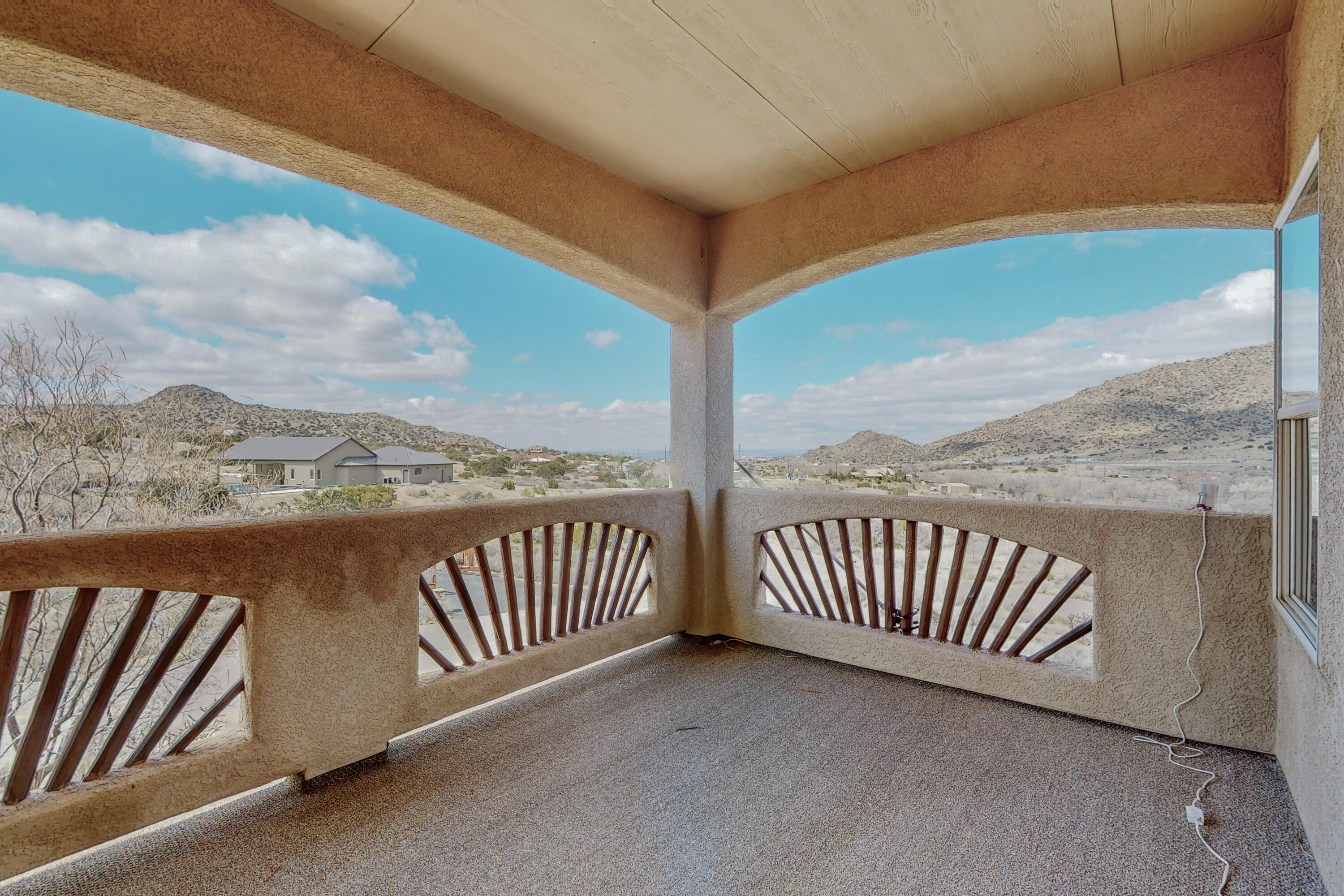 18 Desert Mountain Road SE