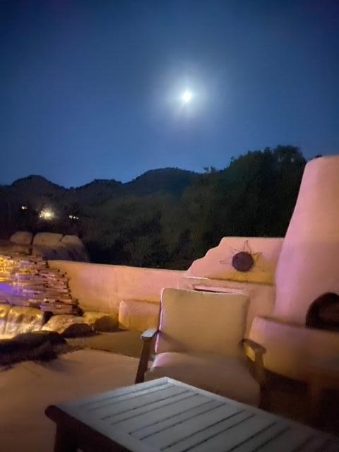 18 Desert Mountain Road SE