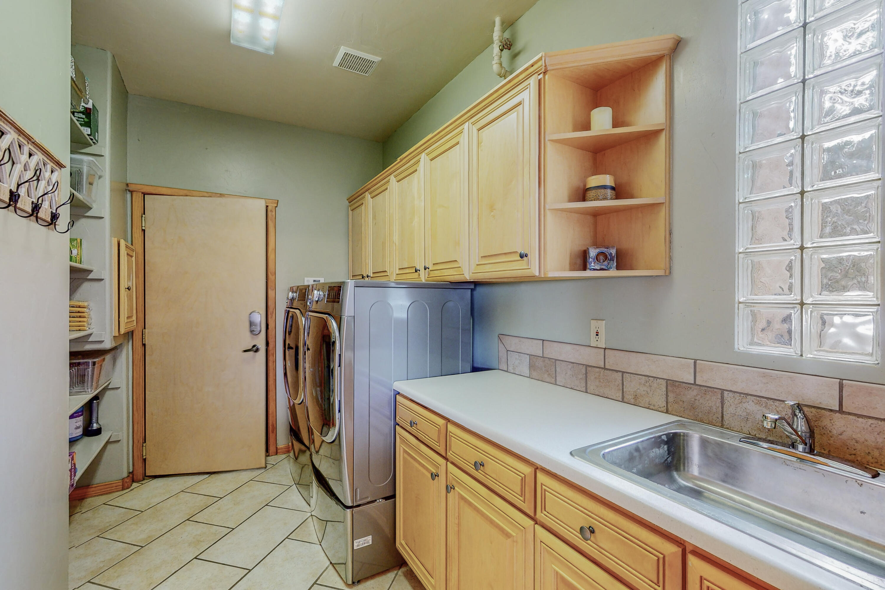 18 Desert Mountain Road SE
