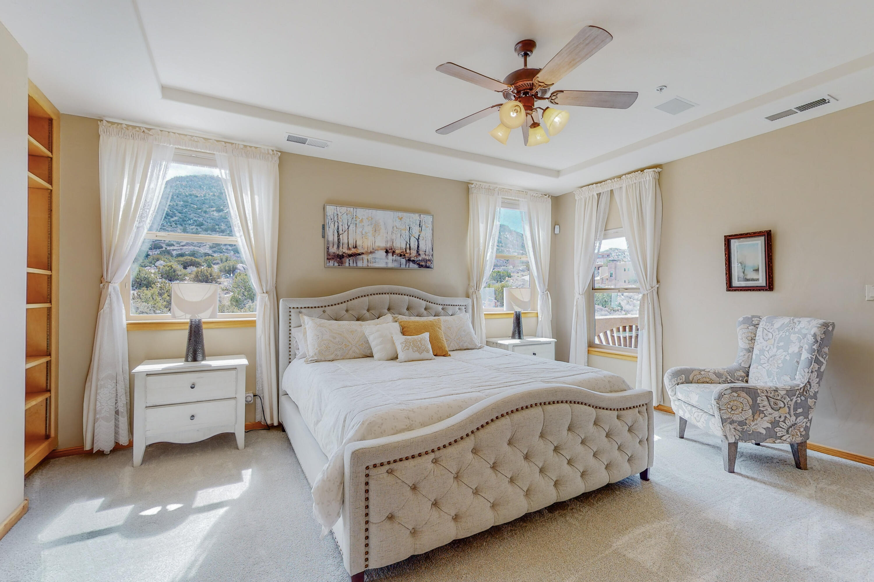 18 Desert Mountain Road SE