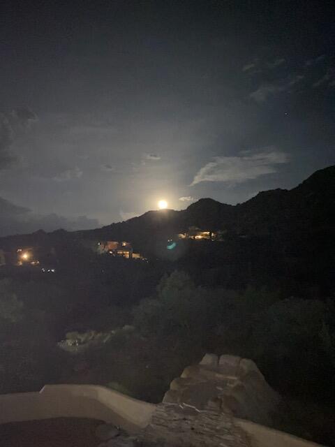 18 Desert Mountain Road SE