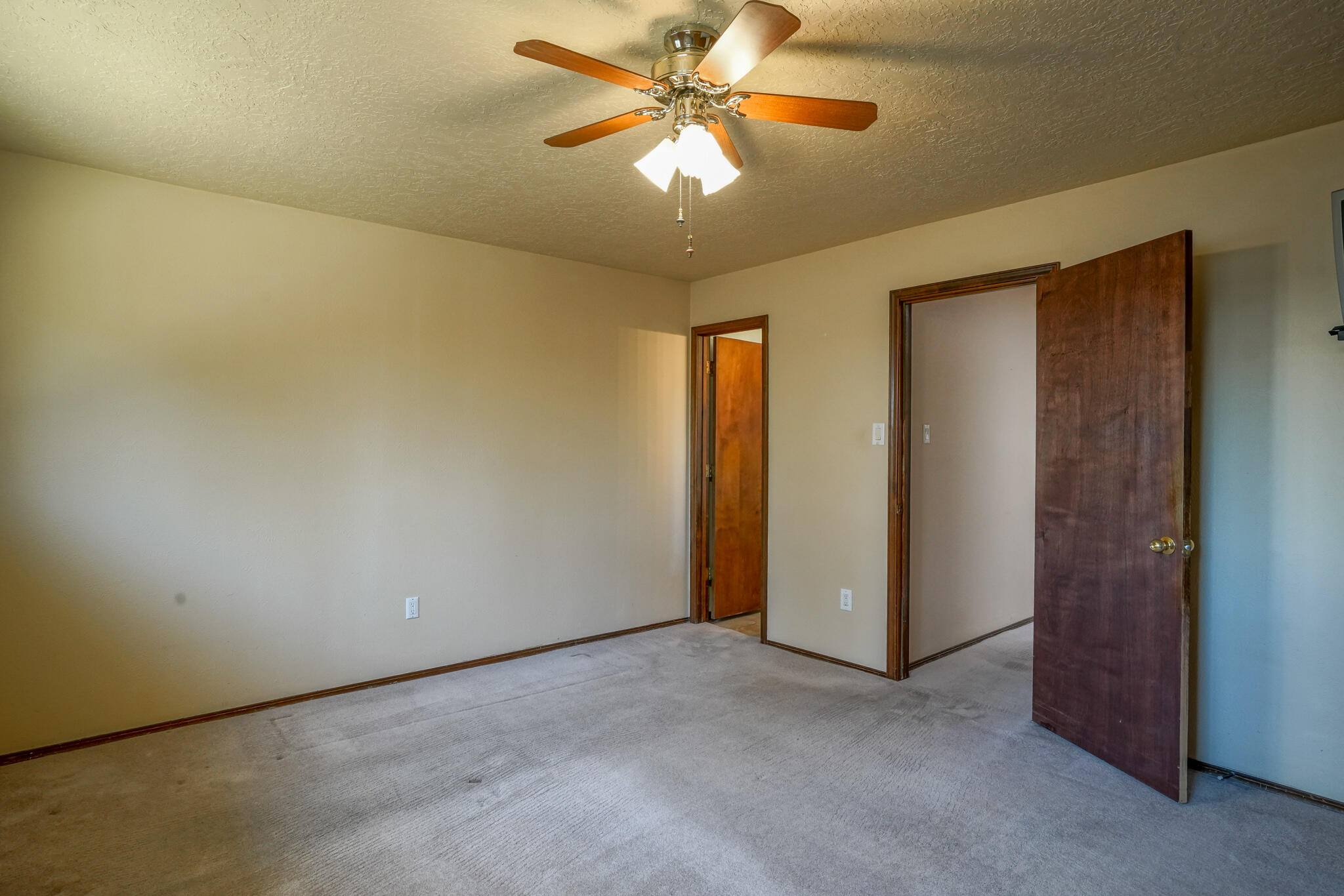 12904 Marble Avenue NE
