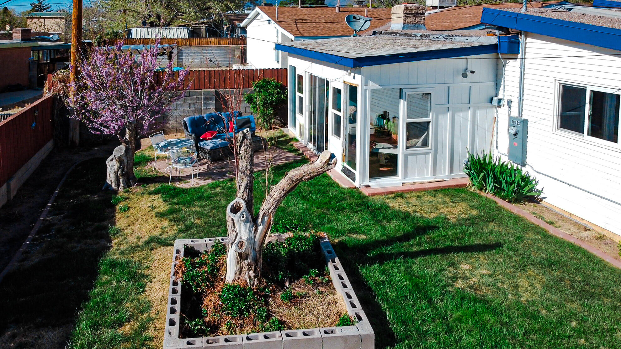 10523 Princess Jeanne Avenue NE