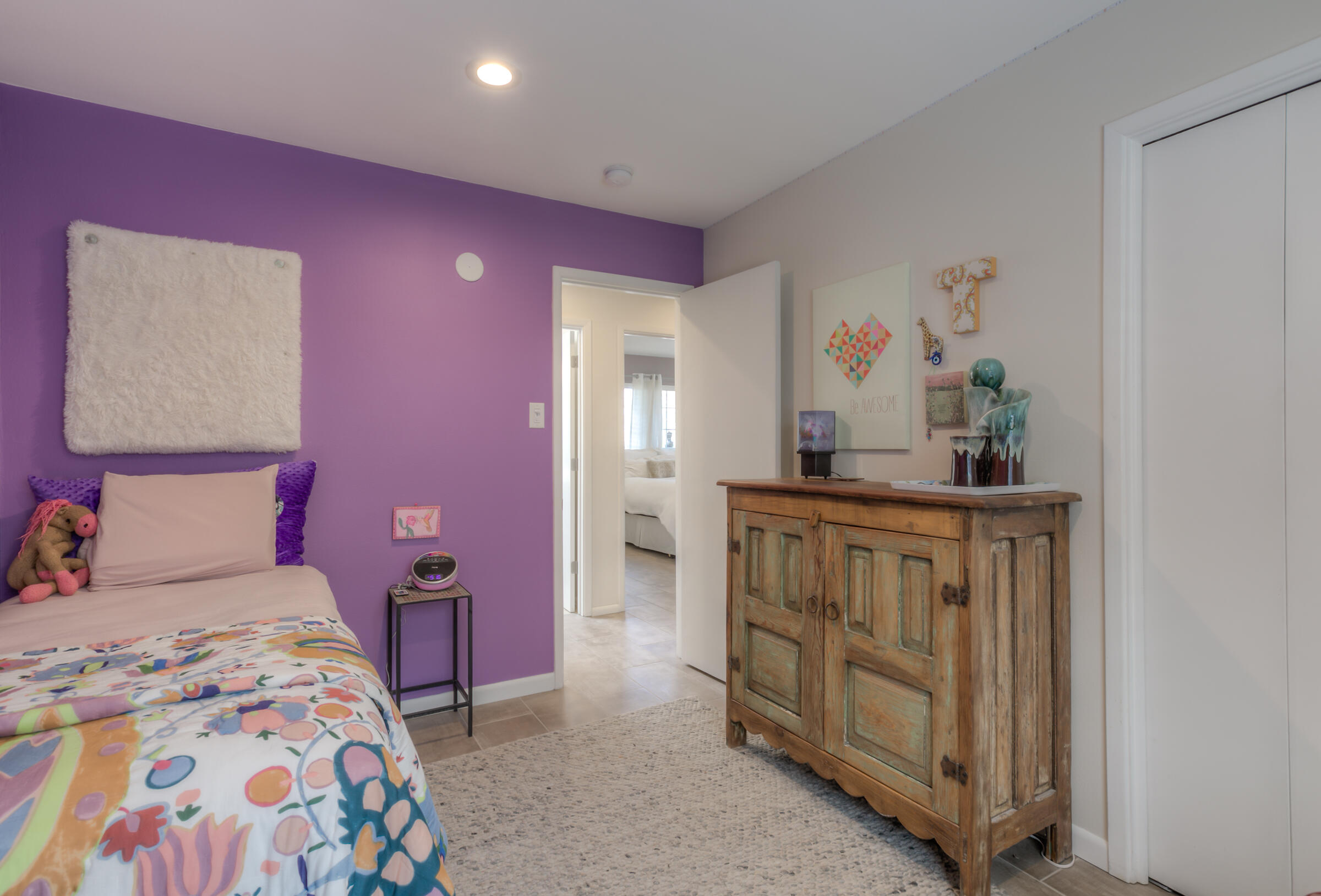 1437 Aliso Drive NE