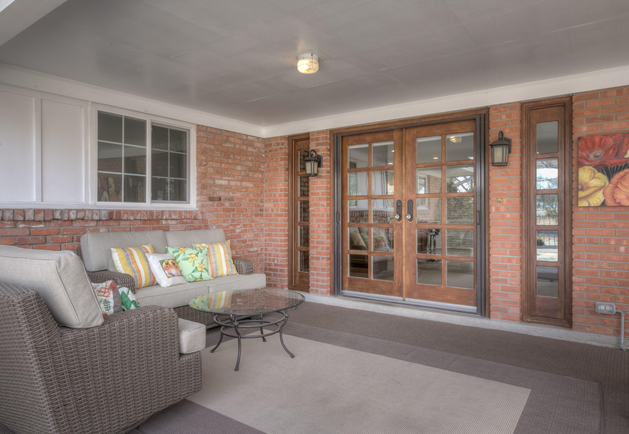 1437 Aliso Drive NE