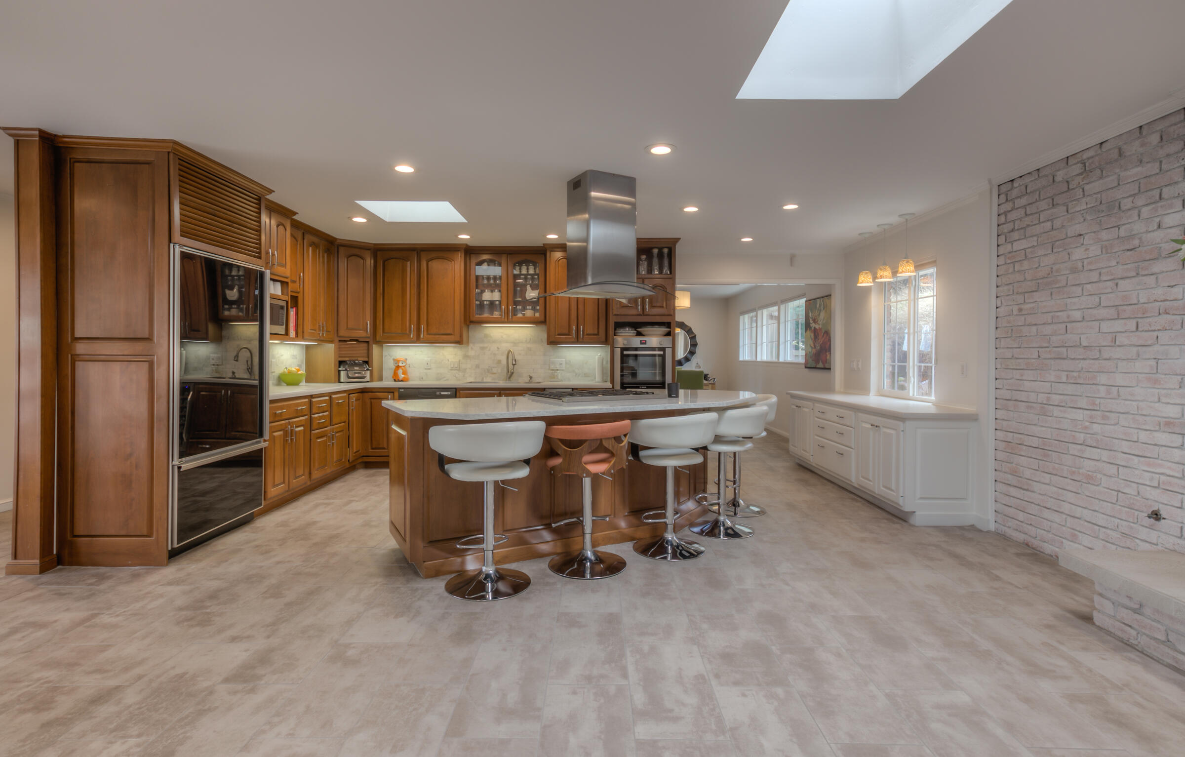 1437 Aliso Drive NE