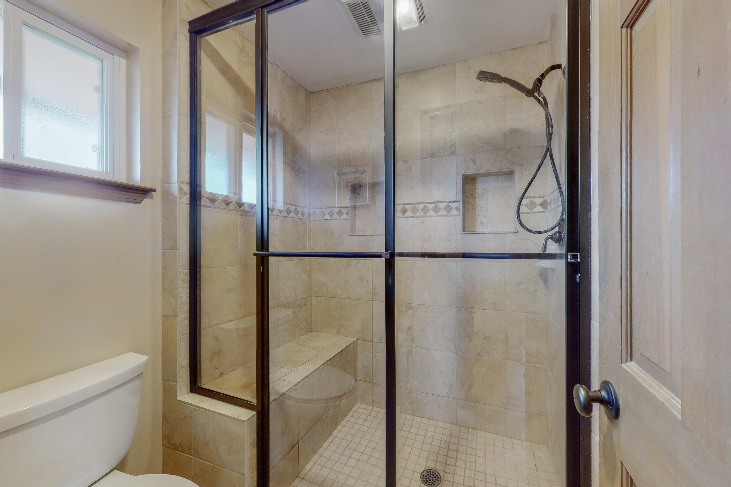 2833 Palo Alto Drive NE