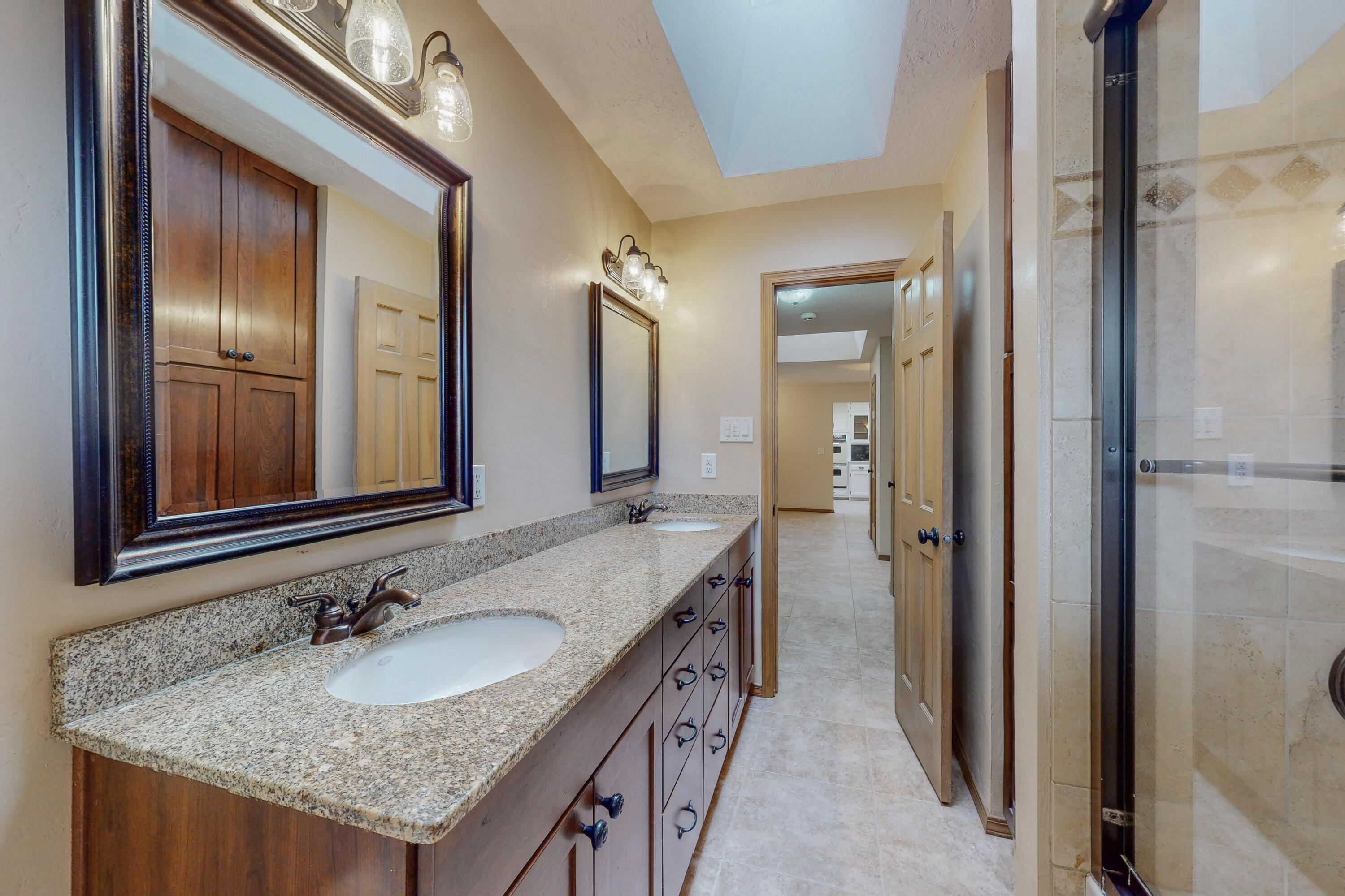 2833 Palo Alto Drive NE