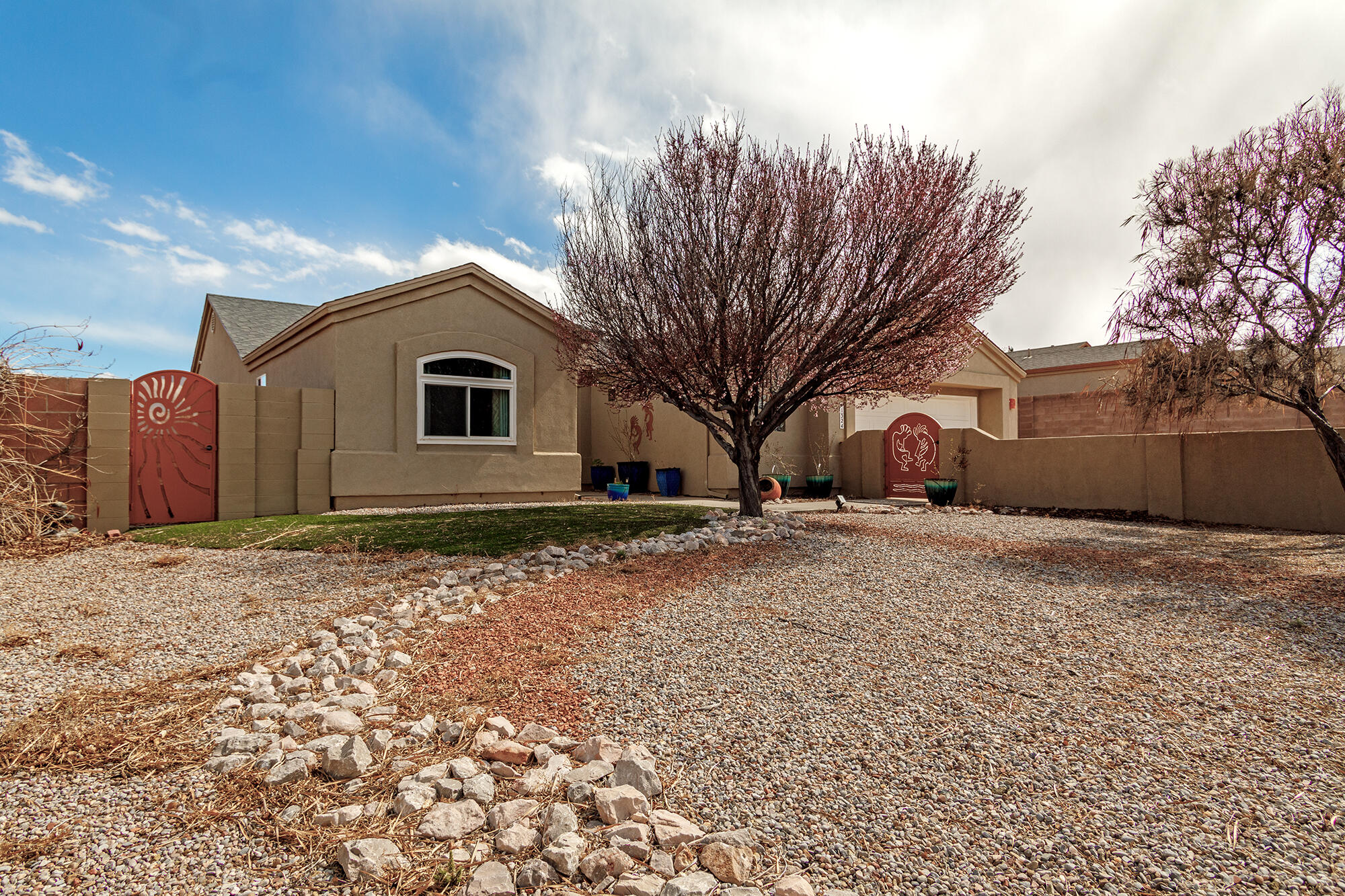 1324 Monterrey Road NE