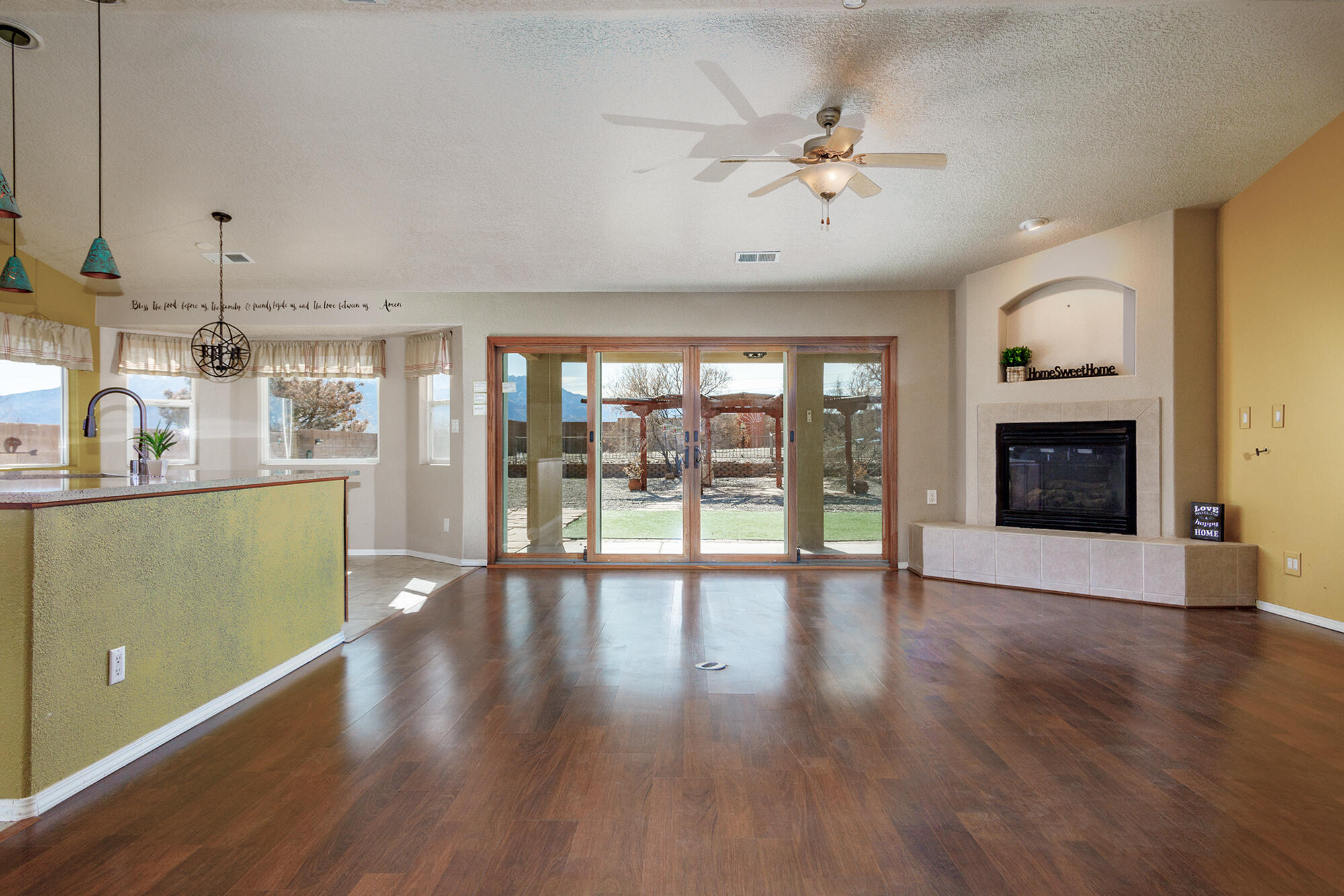 1324 Monterrey Road NE