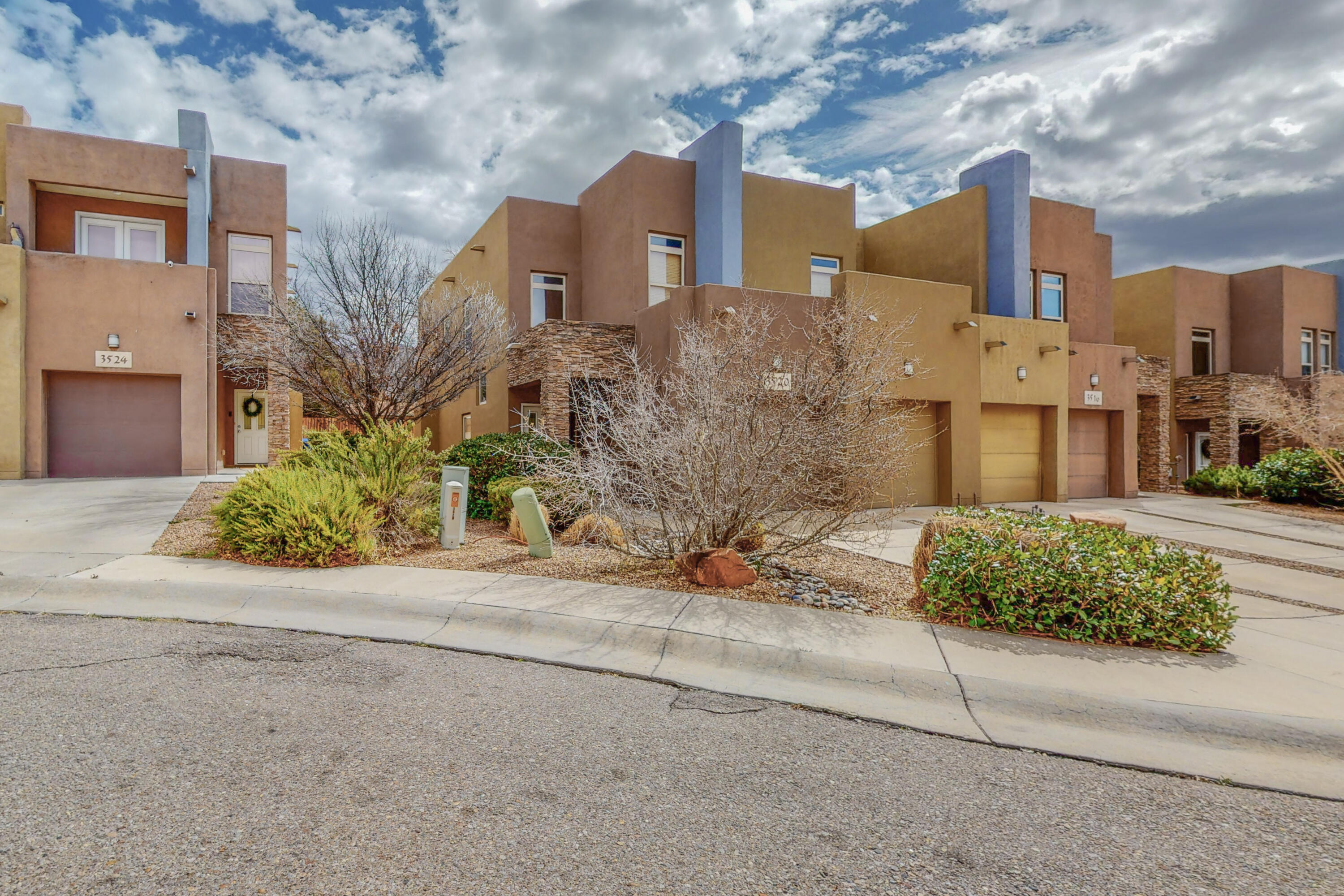 3520 Agua Sarca Court NE