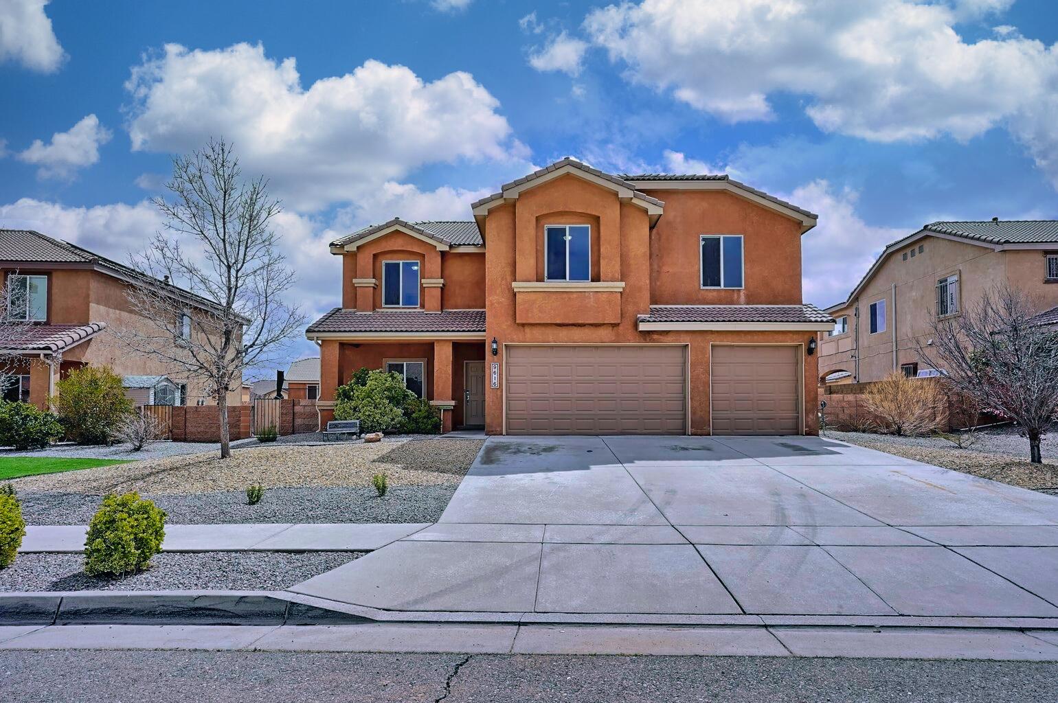9616 Stormcloud Avenue NW