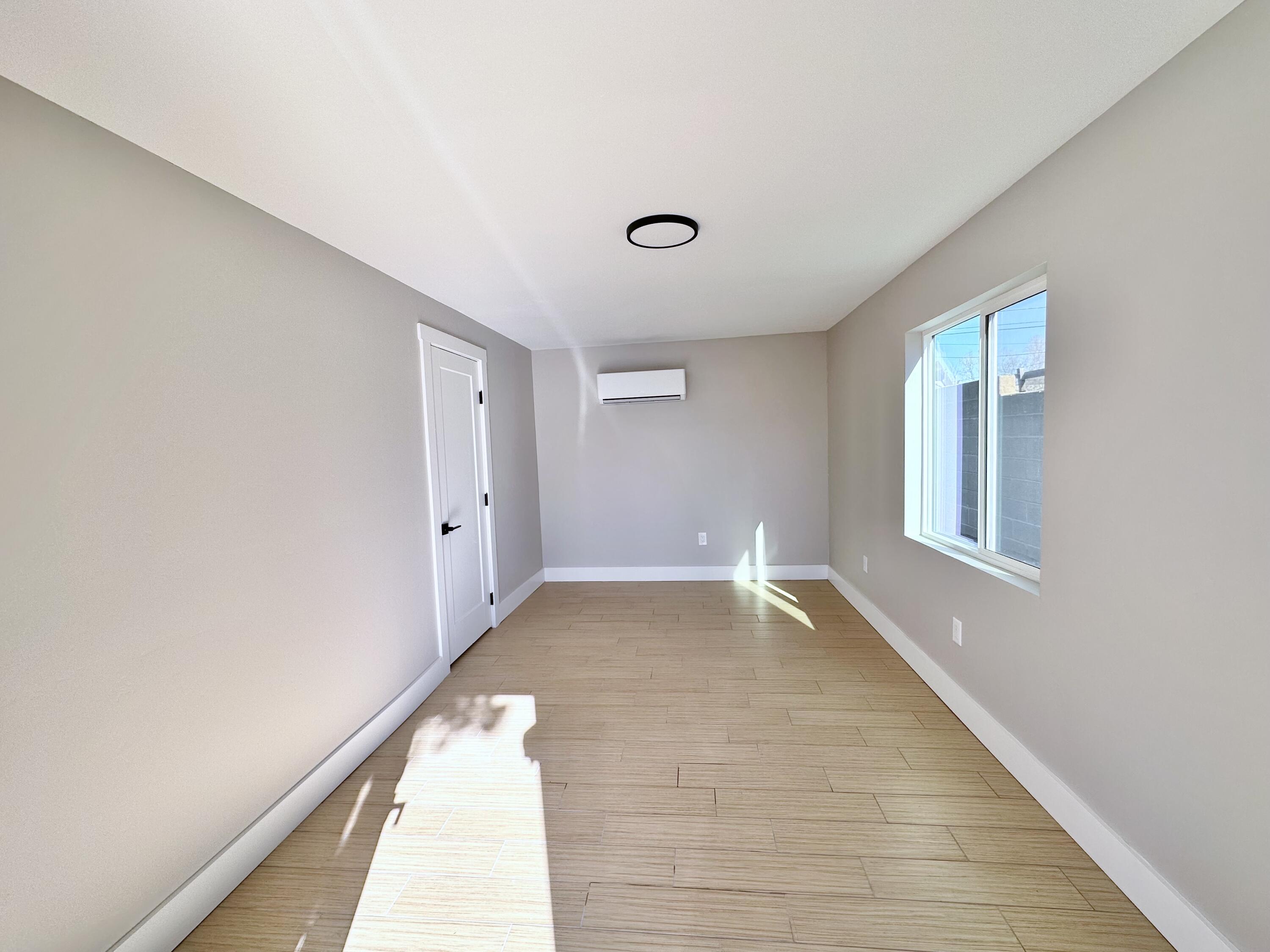 310 Quincy Street NE