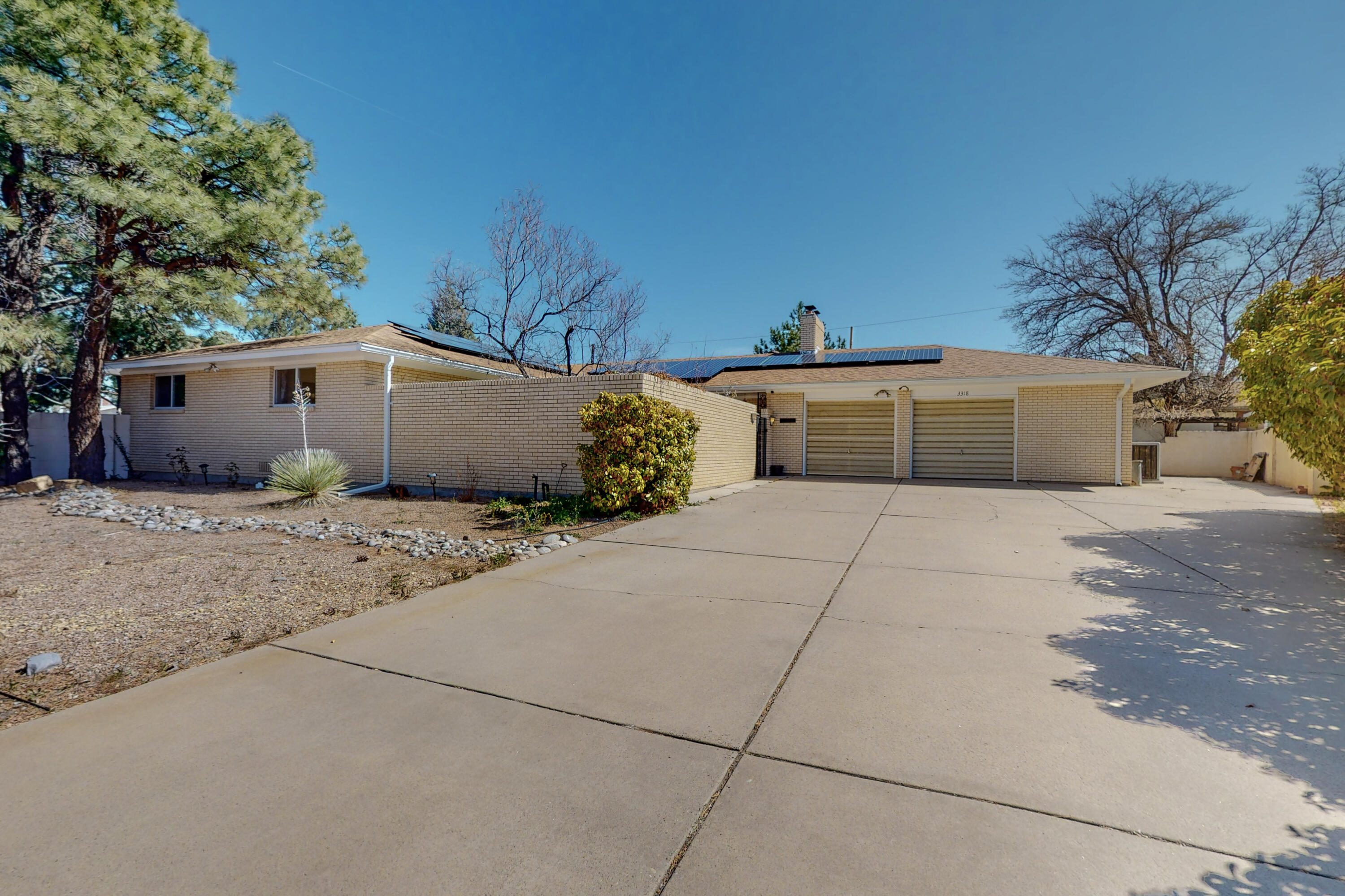 3318 Rhode Island Drive NE