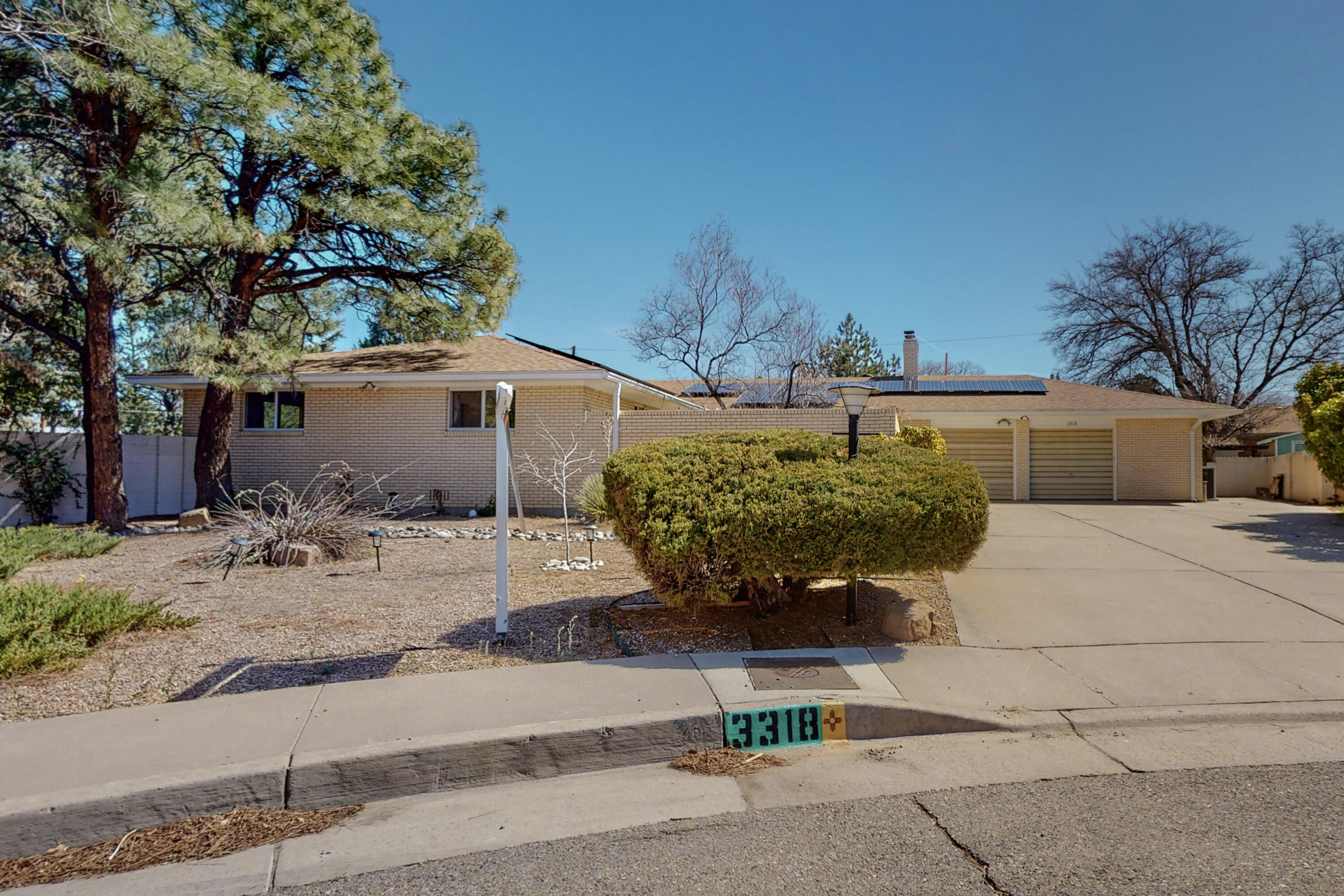 3318 Rhode Island Drive NE