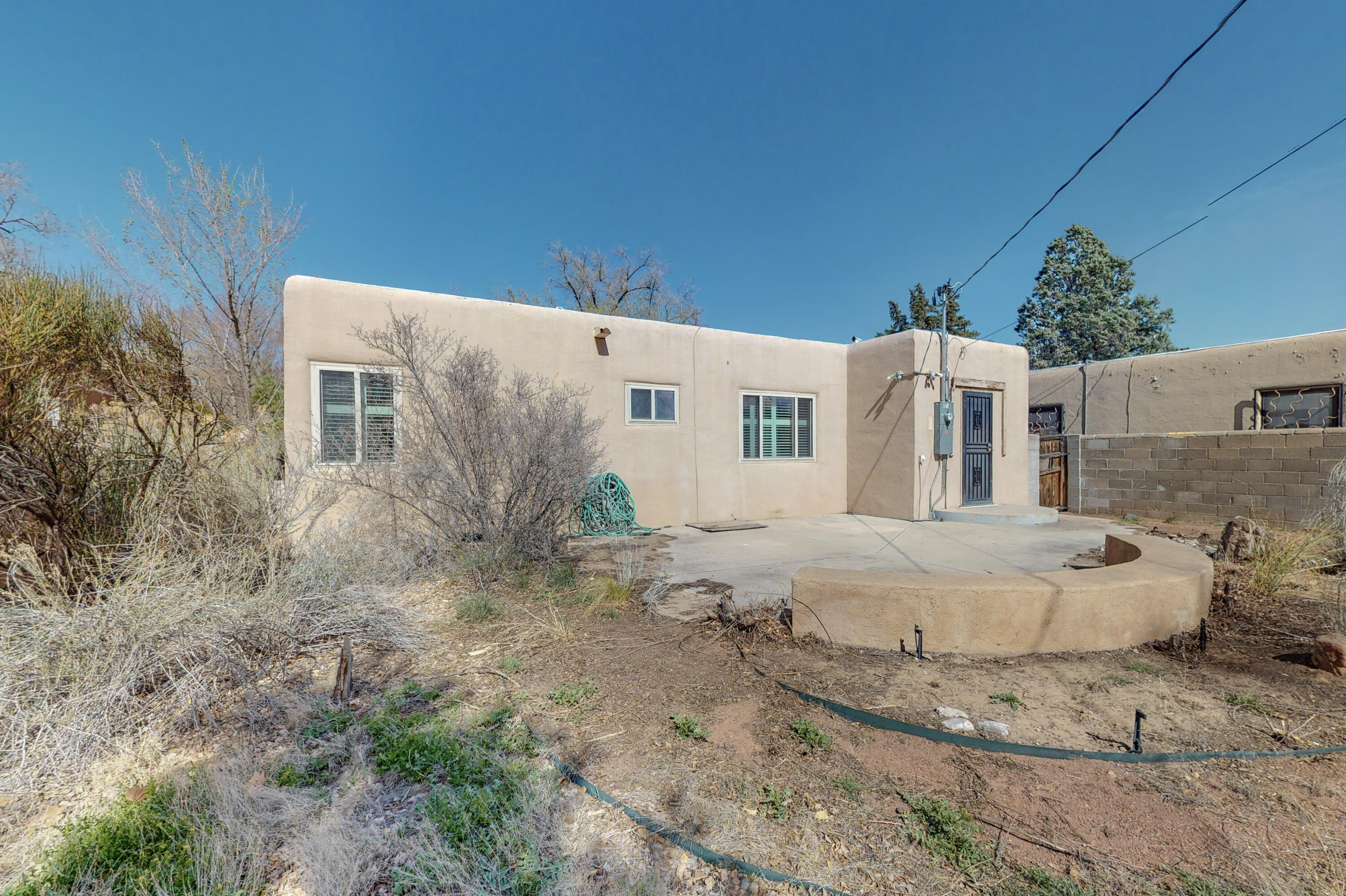 1713 Ridgecrest Circle SE