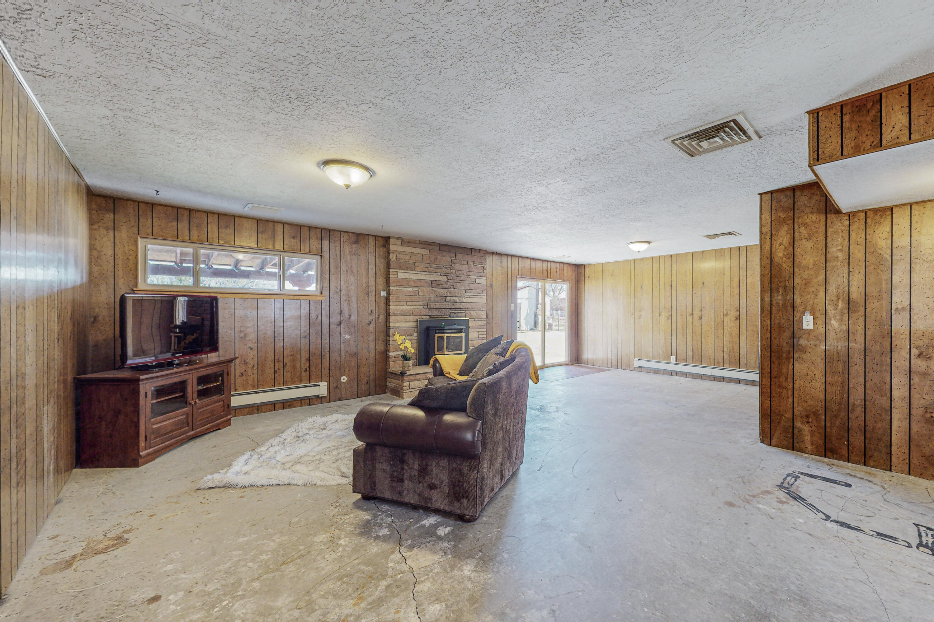 1530 Lillie Drive