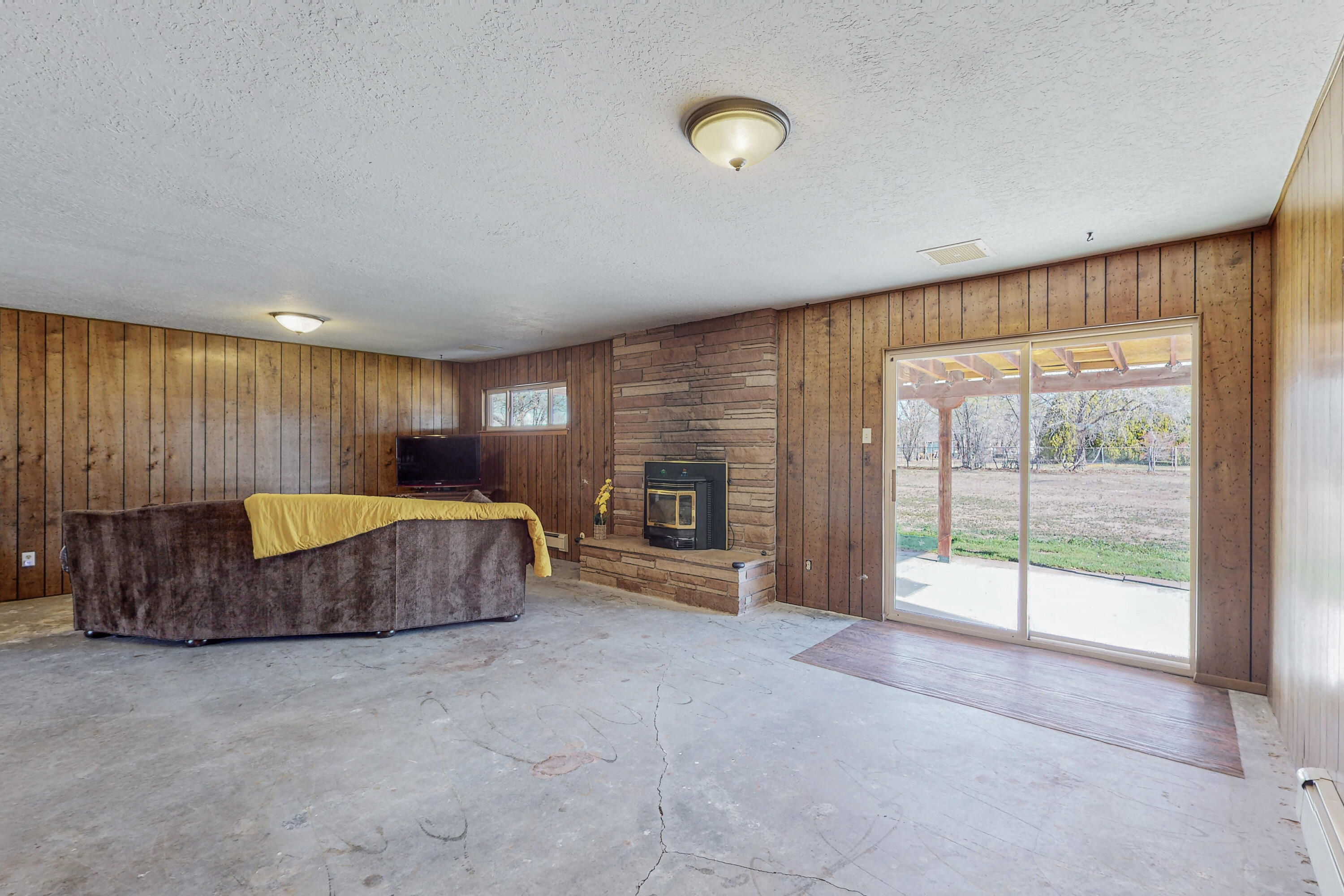 1530 Lillie Drive