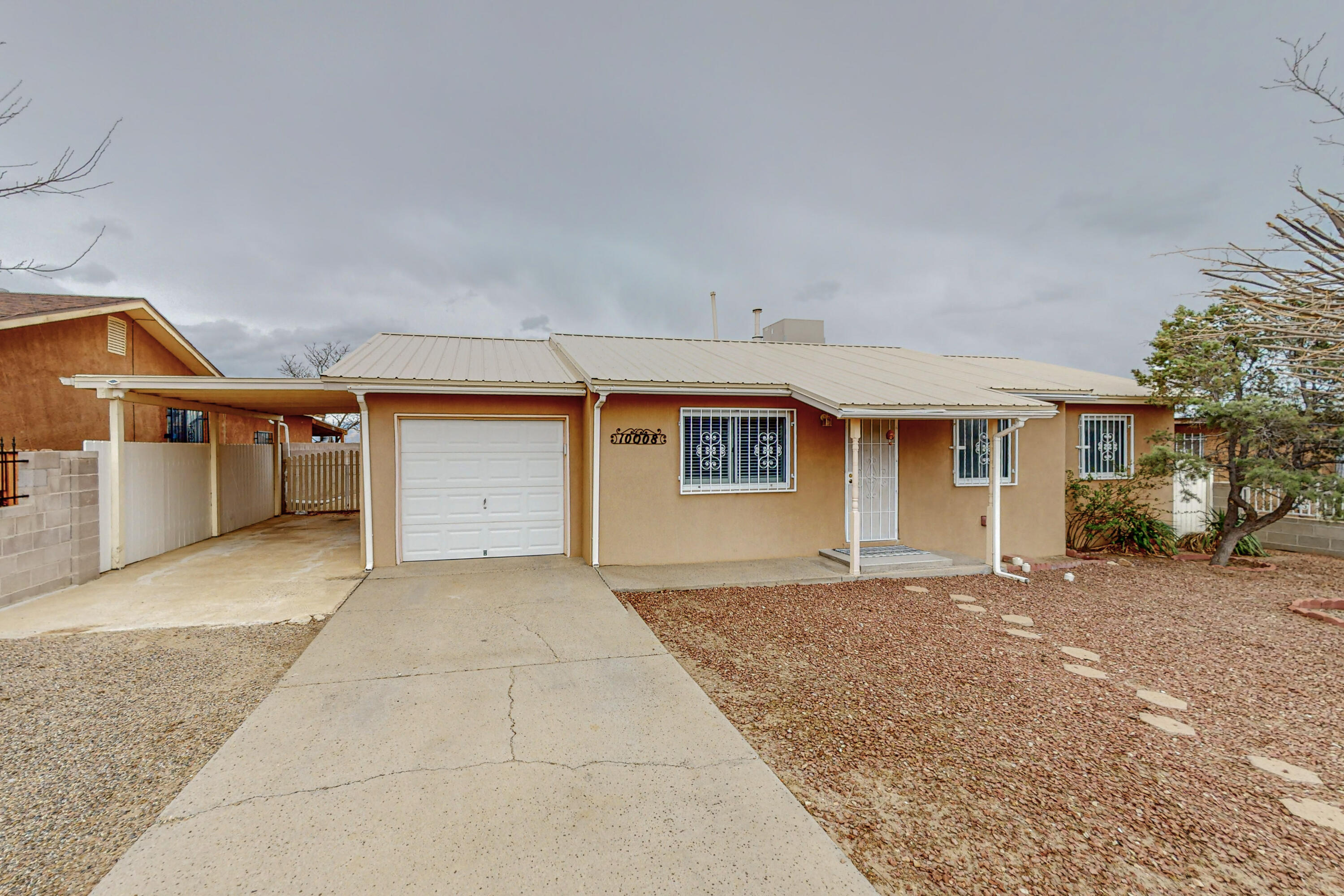 1008 Sapphire Street SW