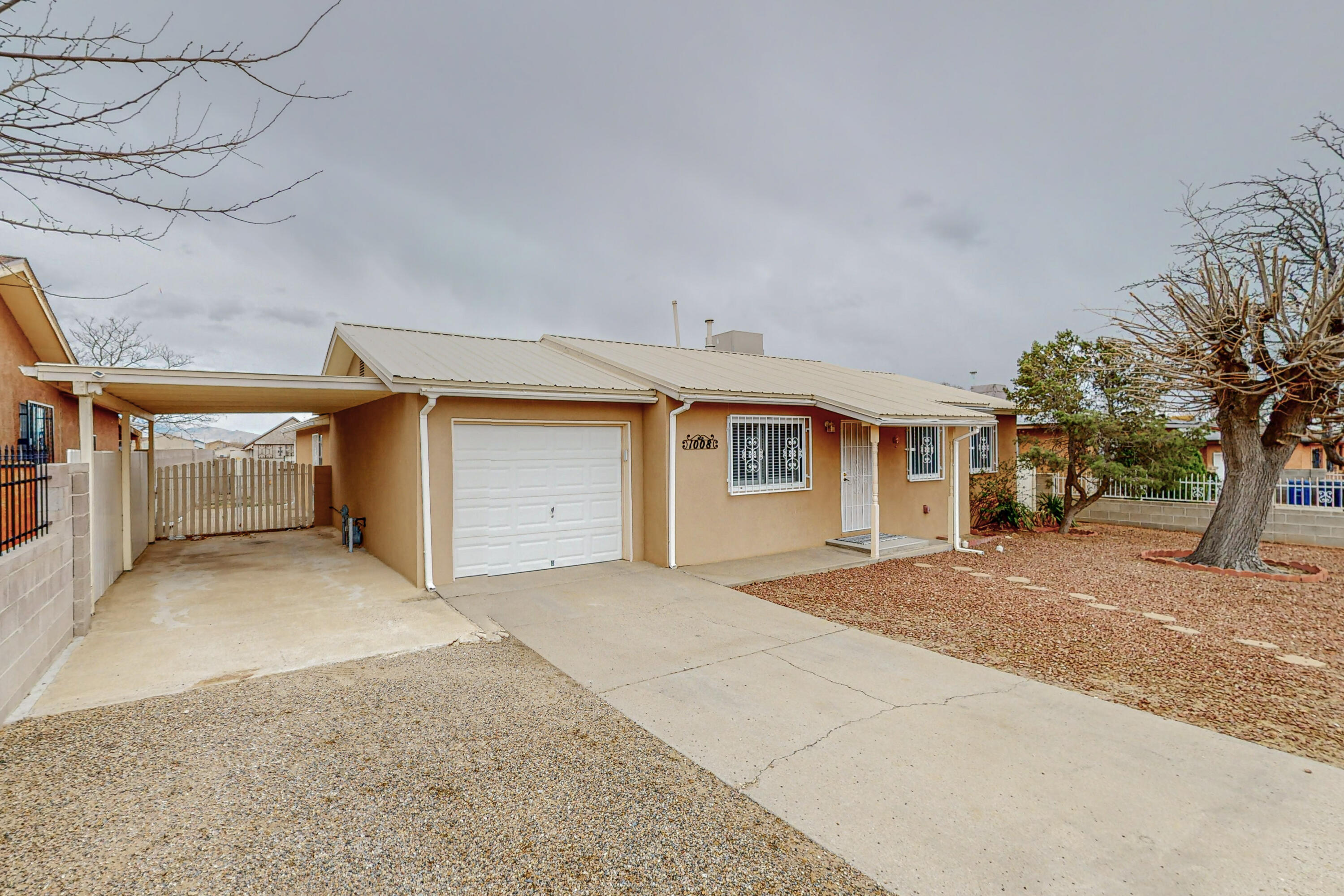 1008 Sapphire Street SW