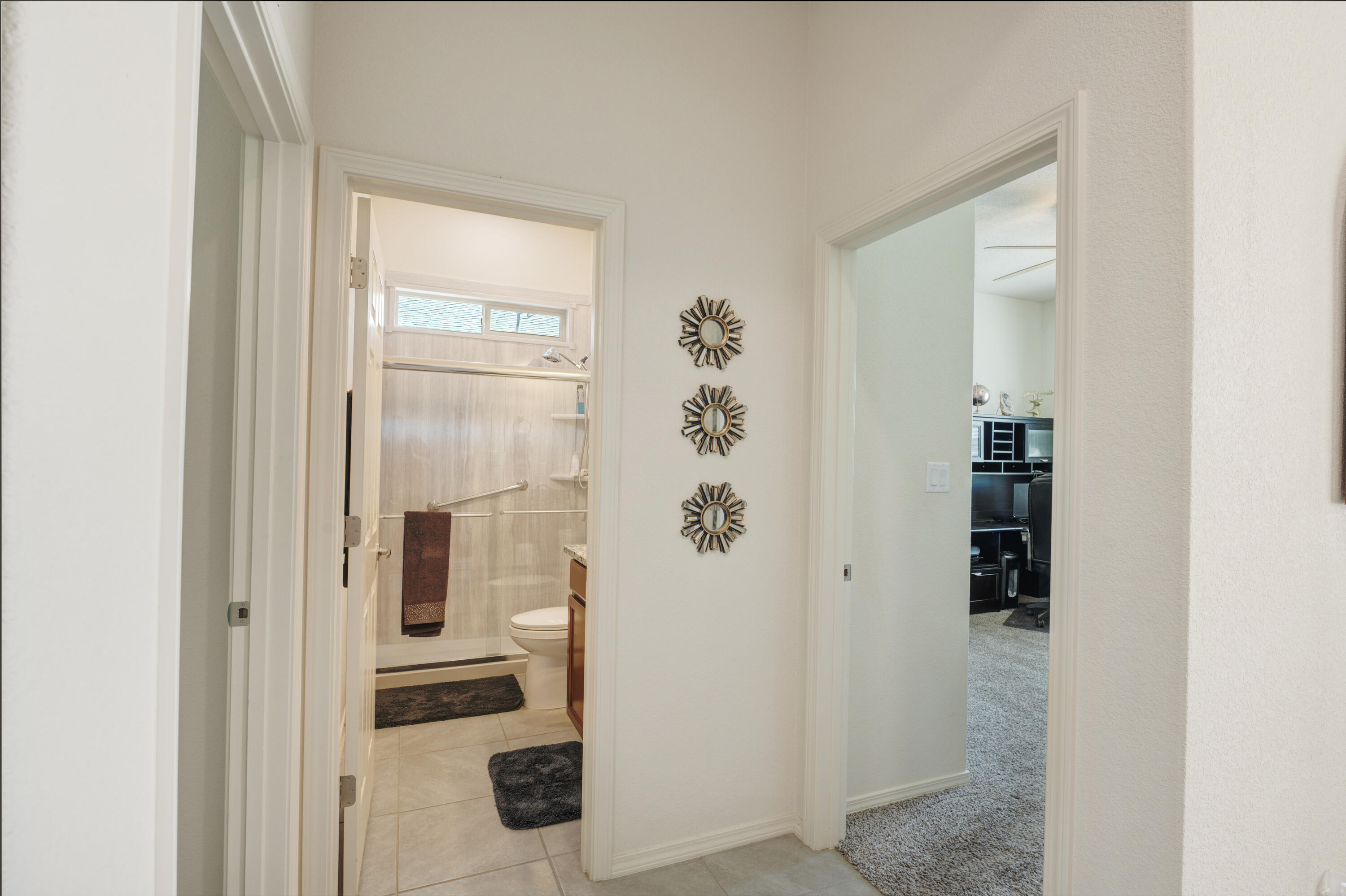 2701 S Camino Plata Loop NE