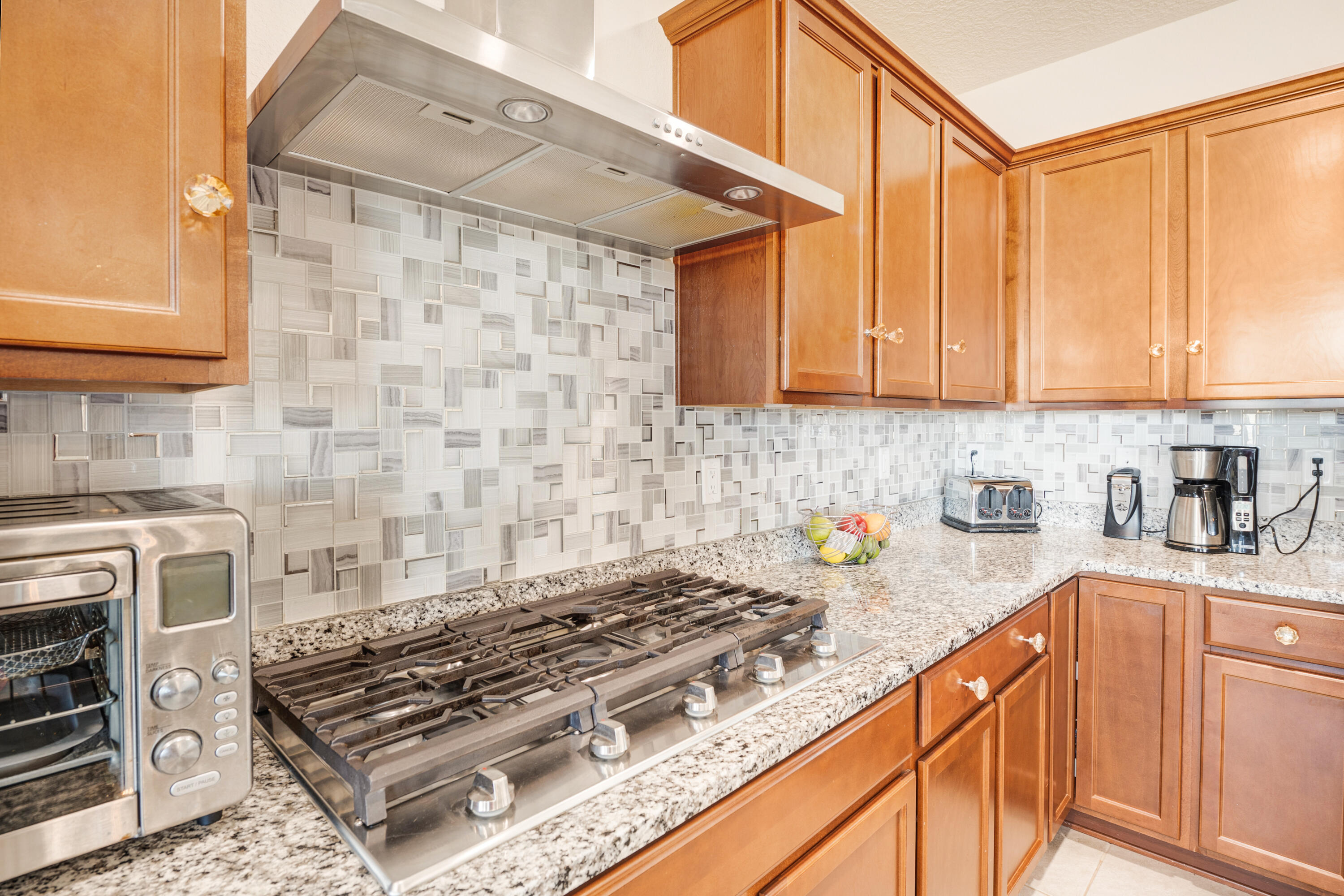 2701 S Camino Plata Loop NE