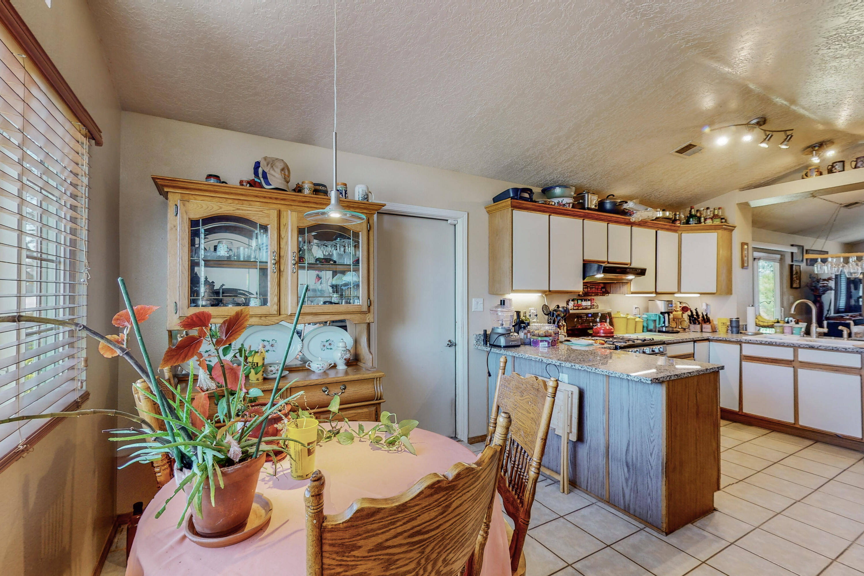 4525 E Atlanta Hills Drive NE