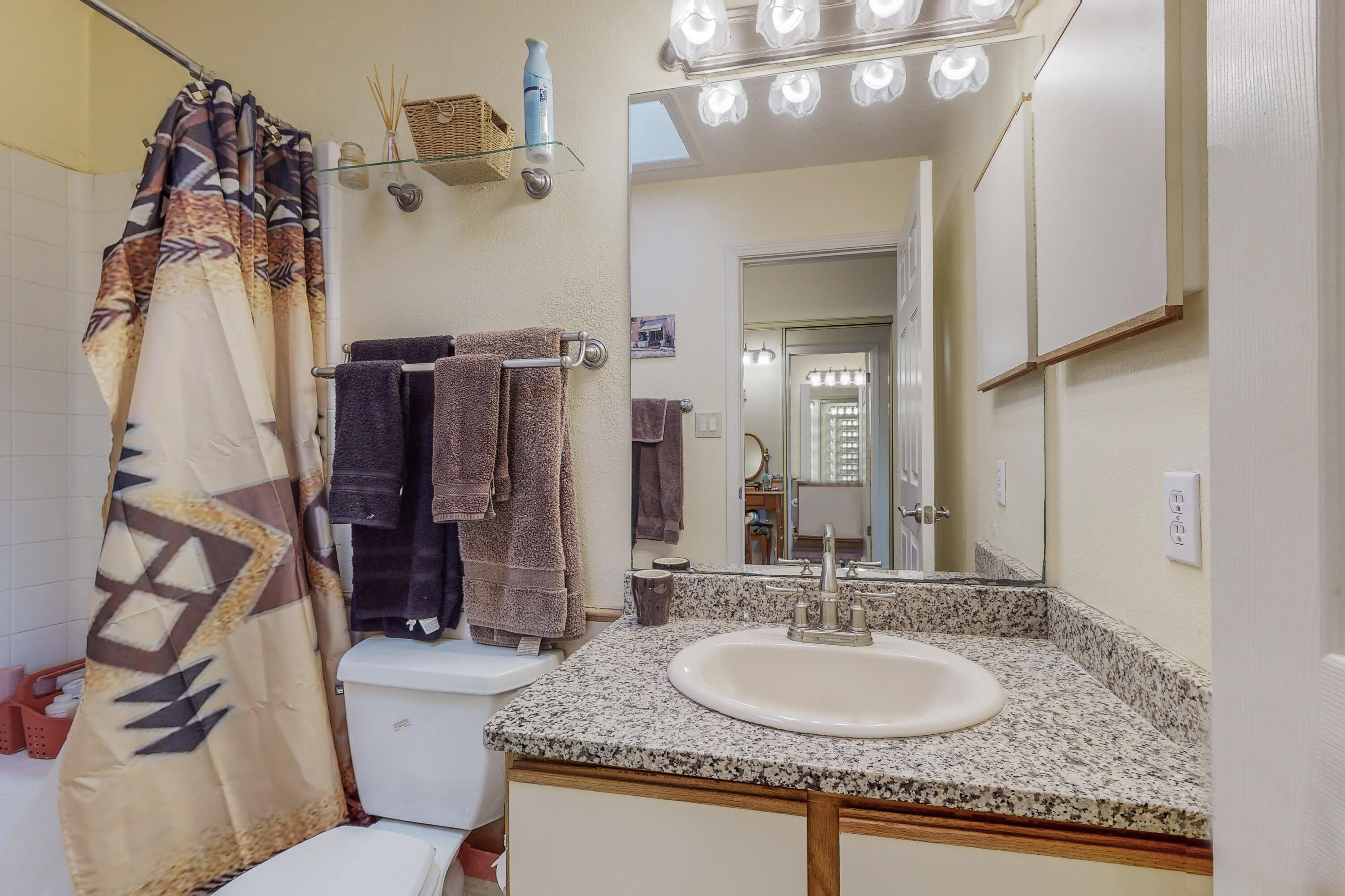 4525 E Atlanta Hills Drive NE