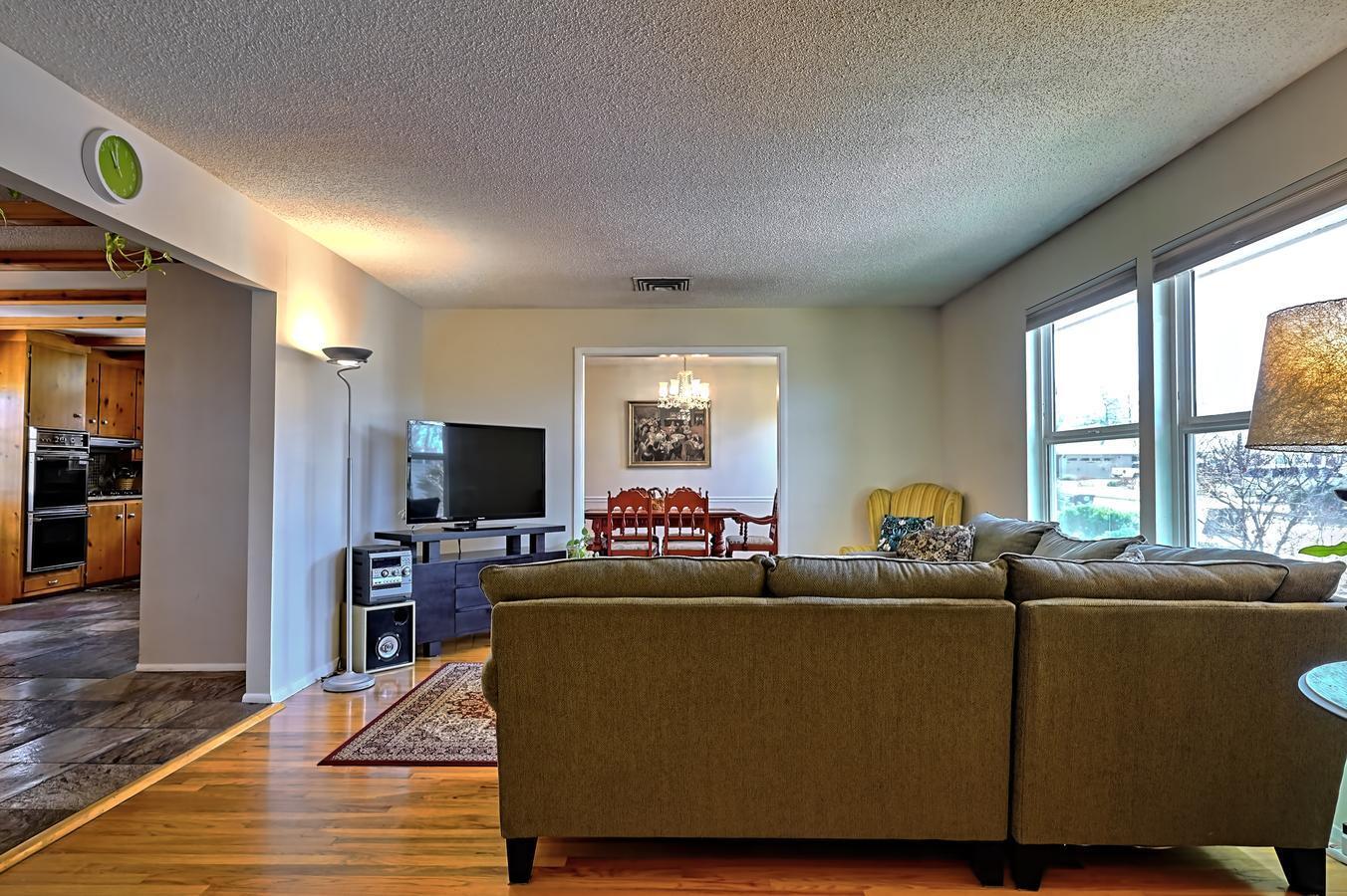 7605 Palo Duro Avenue NE