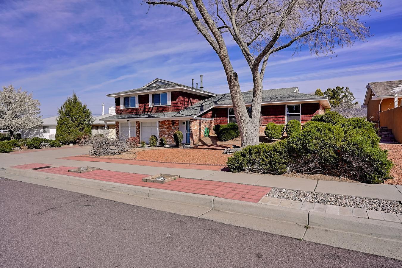 7605 Palo Duro Avenue NE