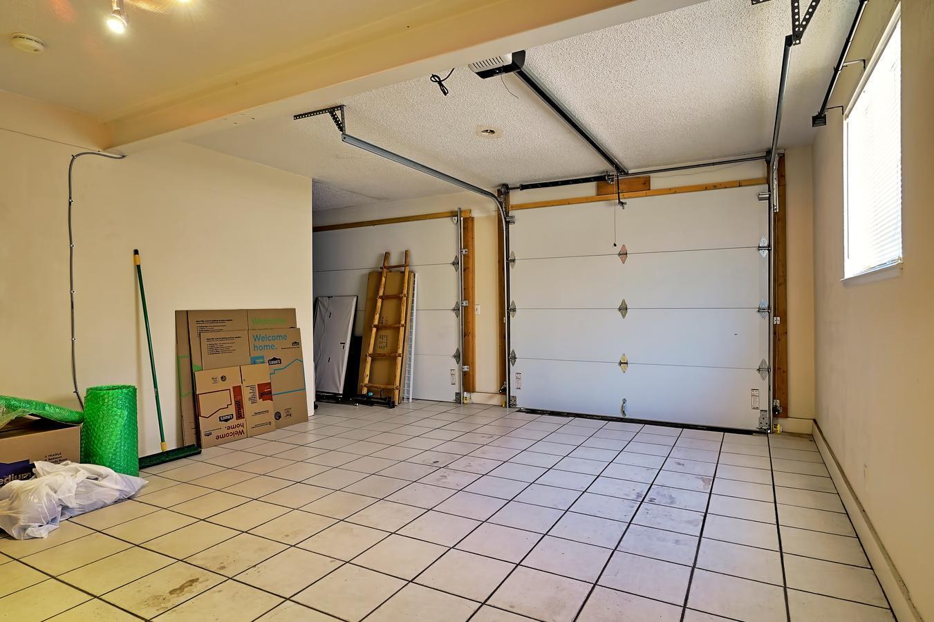 7605 Palo Duro Avenue NE