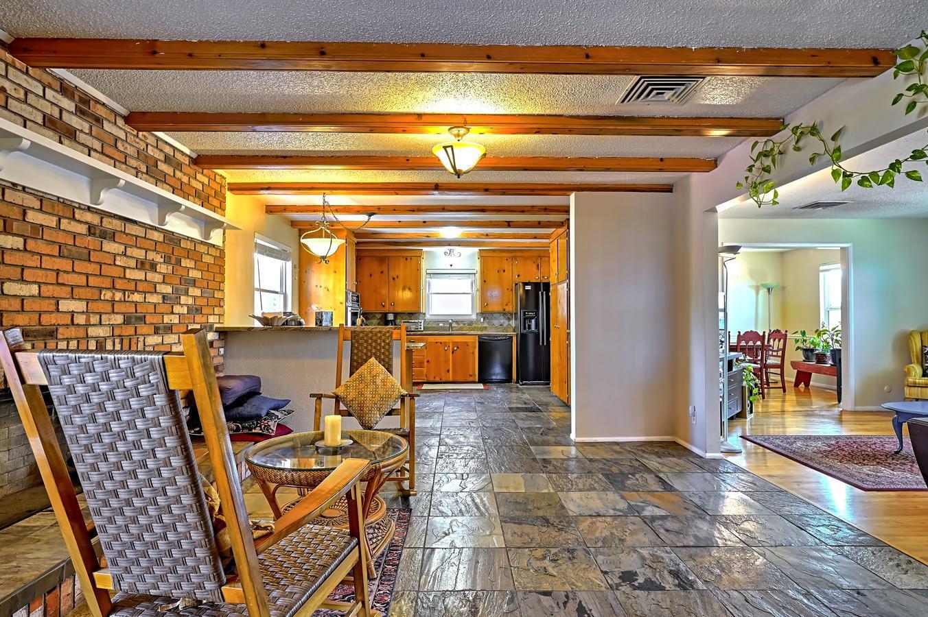 7605 Palo Duro Avenue NE