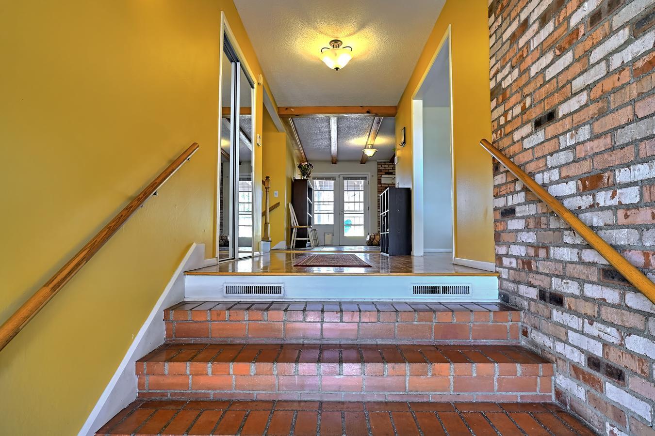 7605 Palo Duro Avenue NE