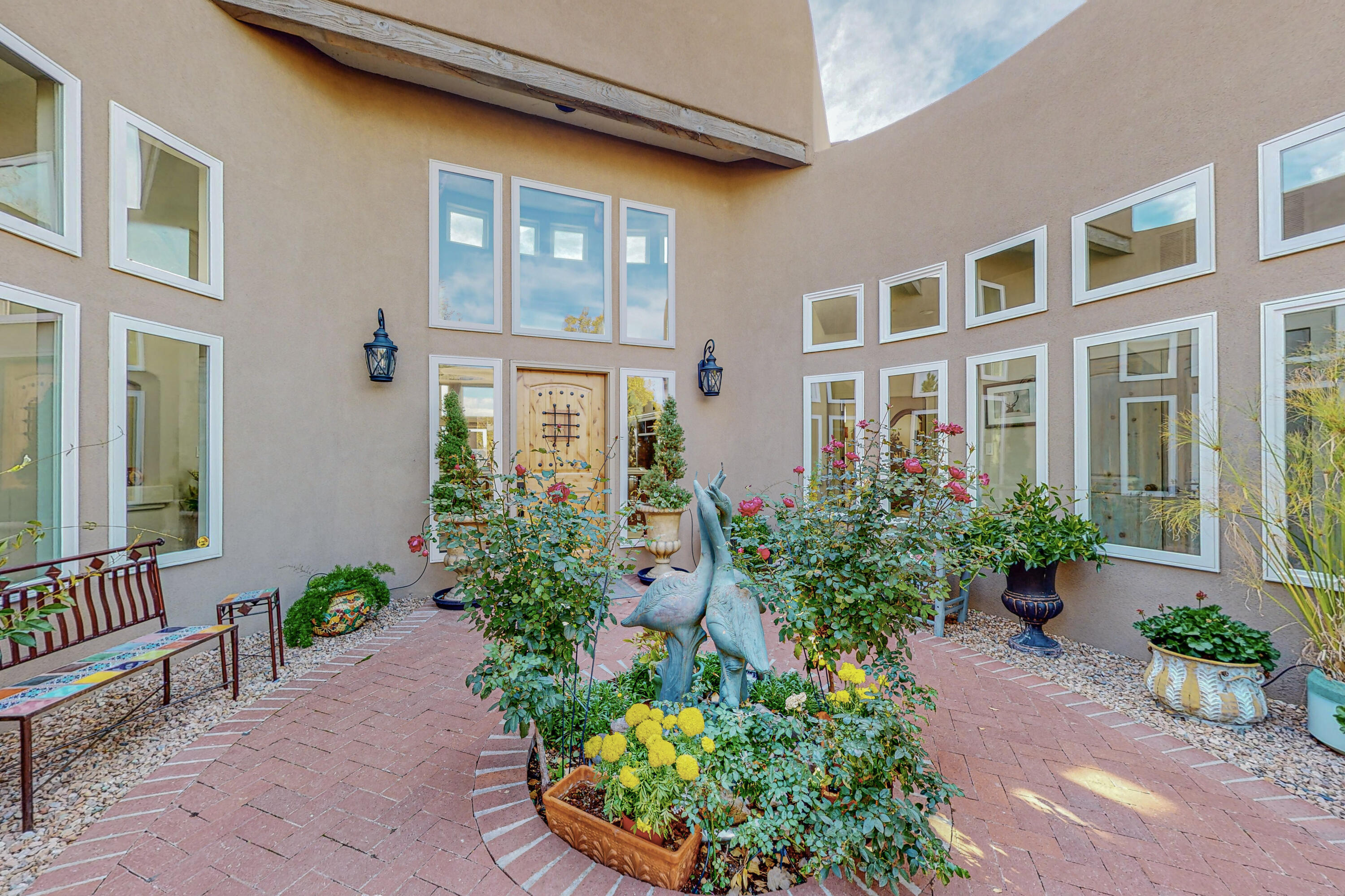 11500 Zinfandel Avenue NE