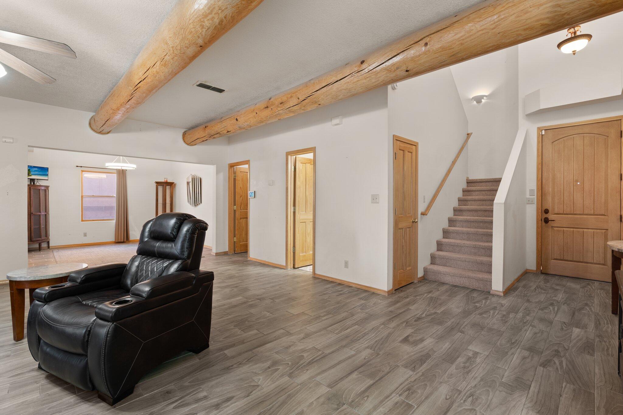 3292 San Ildefonso Loop NE