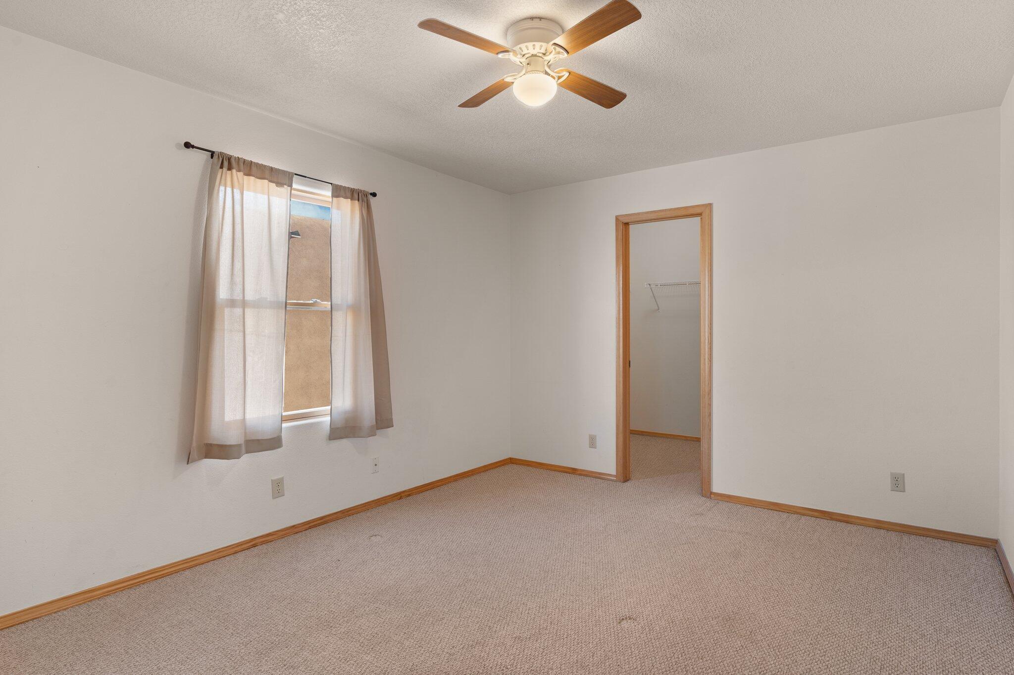 3292 San Ildefonso Loop NE
