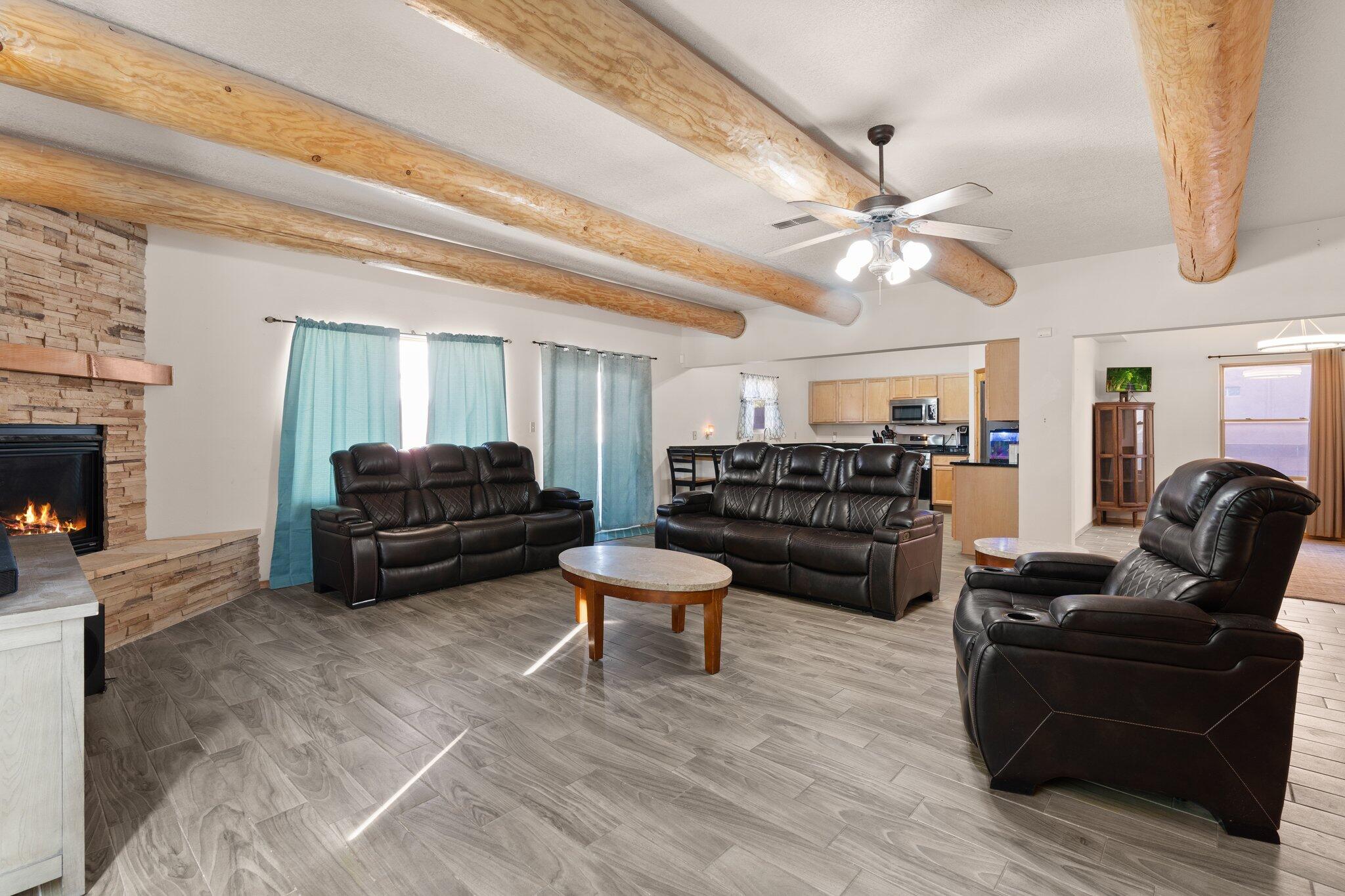 3292 San Ildefonso Loop NE