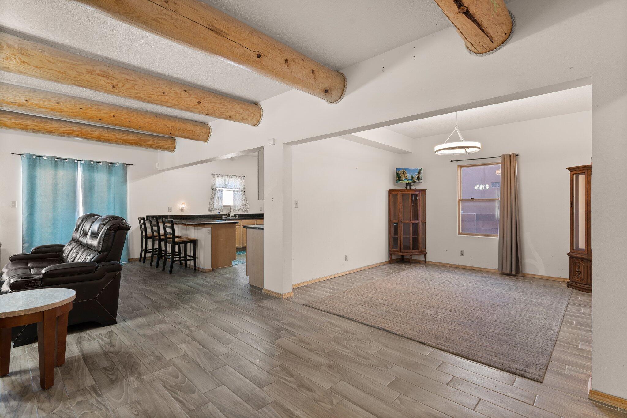 3292 San Ildefonso Loop NE