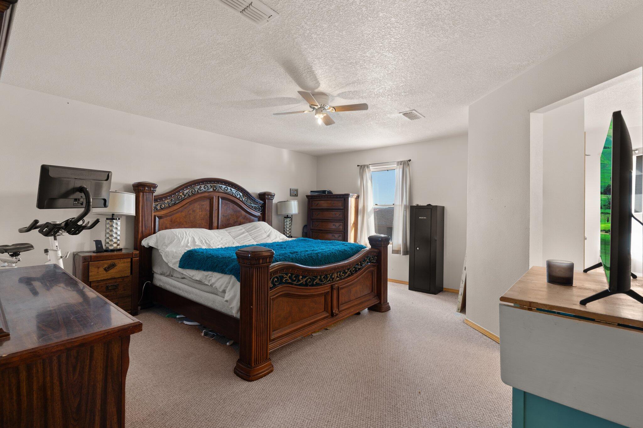 3292 San Ildefonso Loop NE