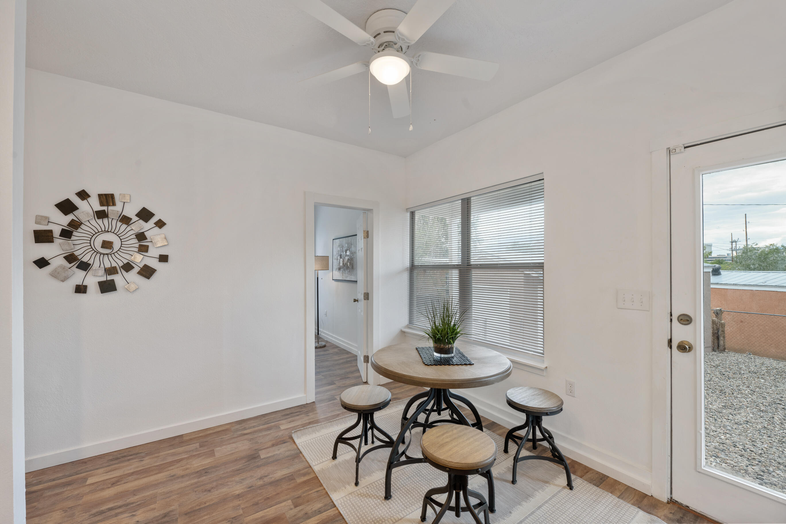 1021 Edith Boulevard NE