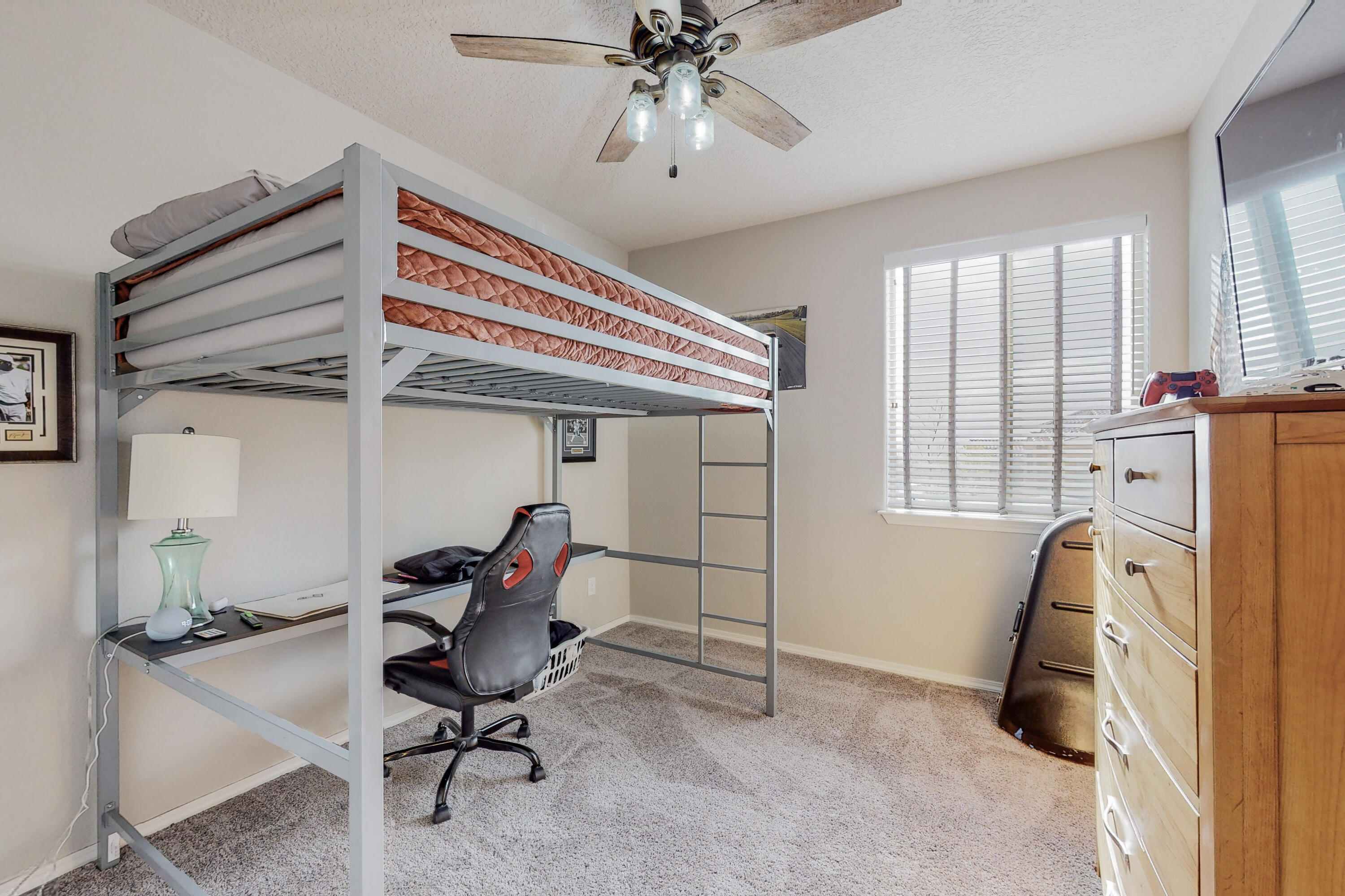 1801 Tent Rocks Drive NW