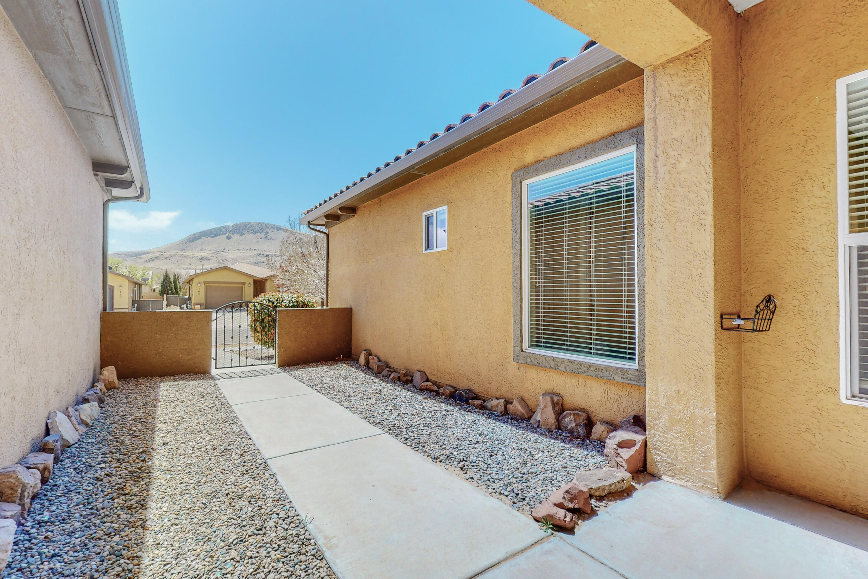 171 Zuni River Circle SW