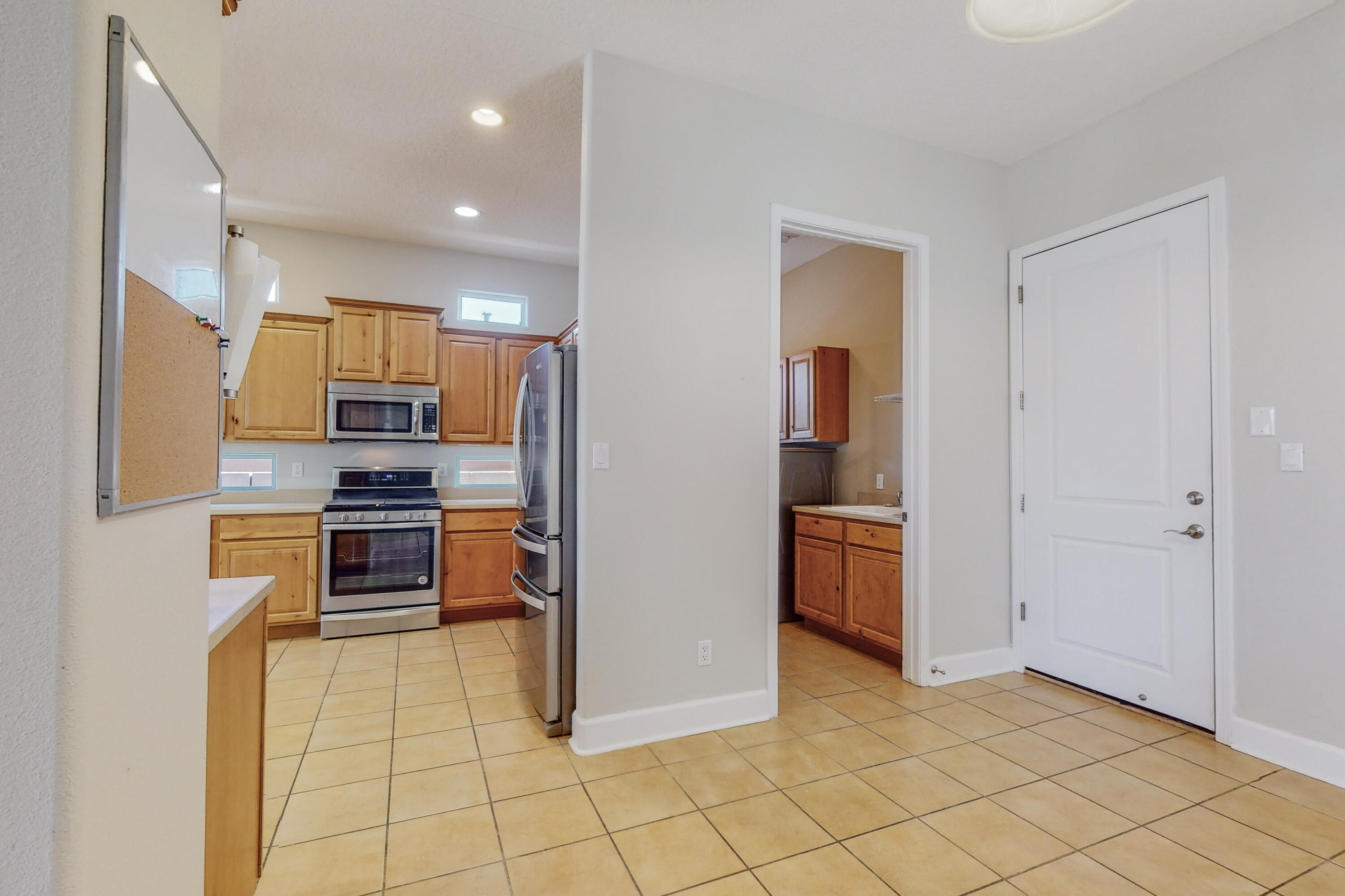 171 Zuni River Circle SW