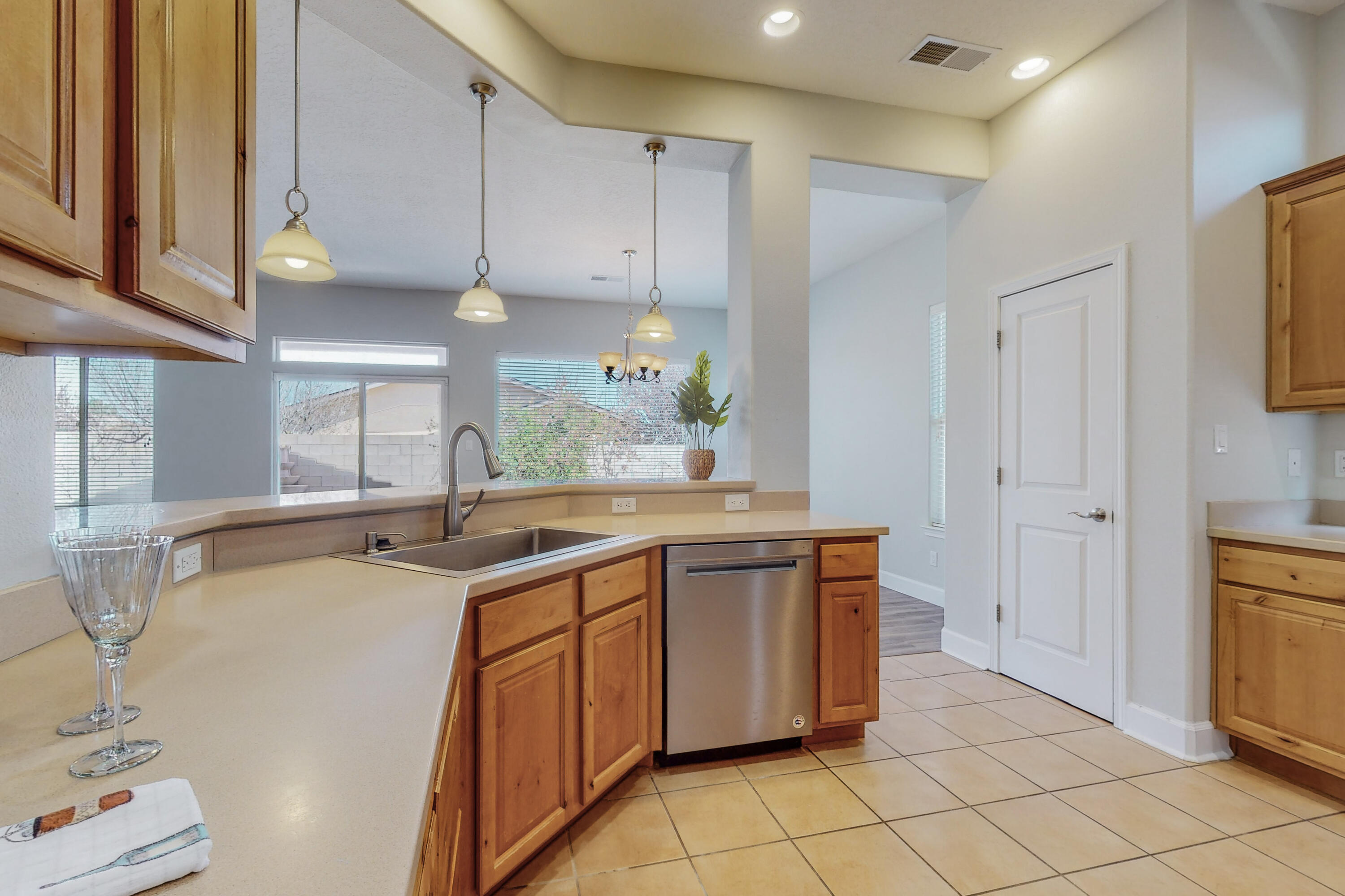 171 Zuni River Circle SW