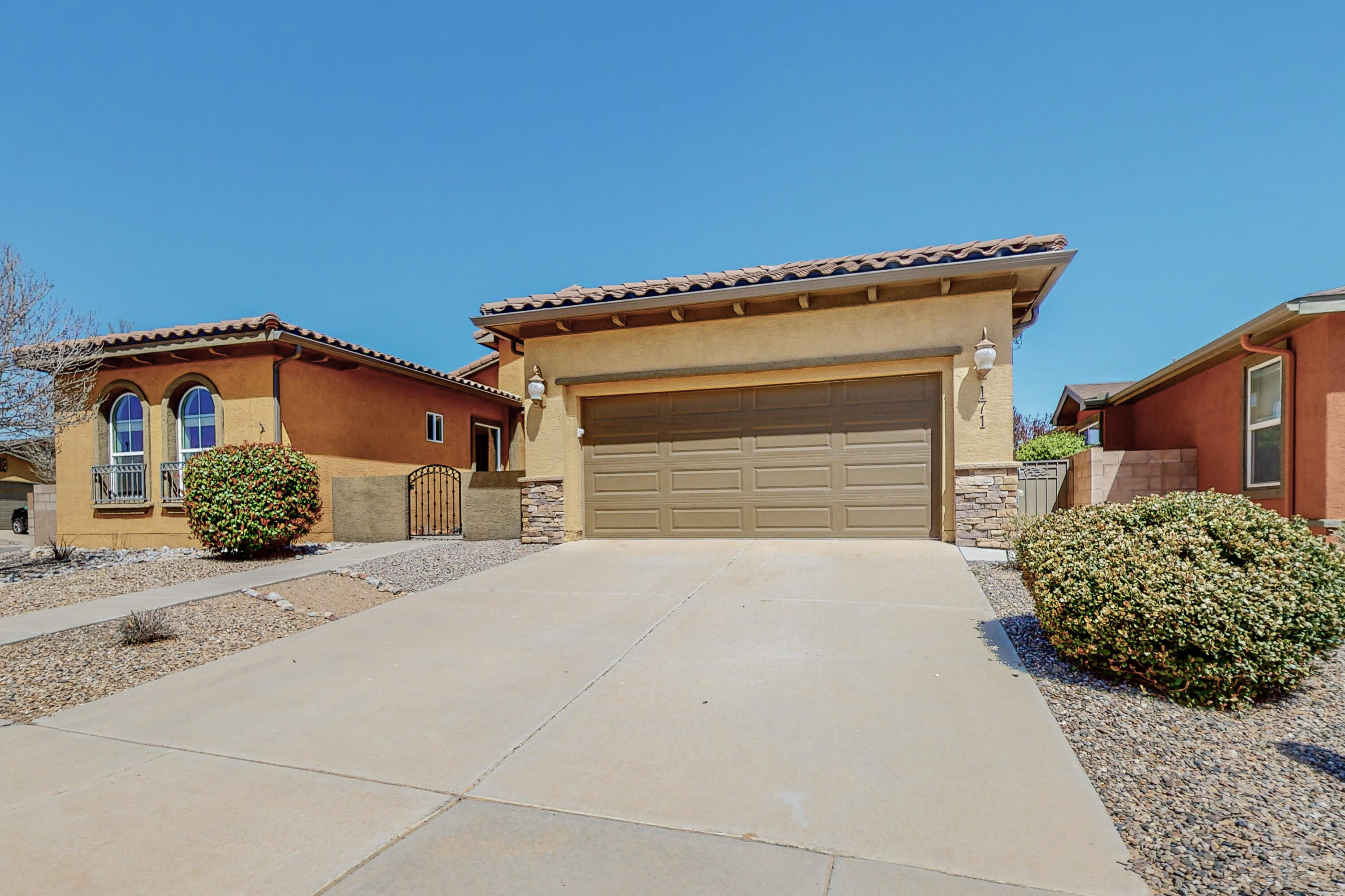 171 Zuni River Circle SW