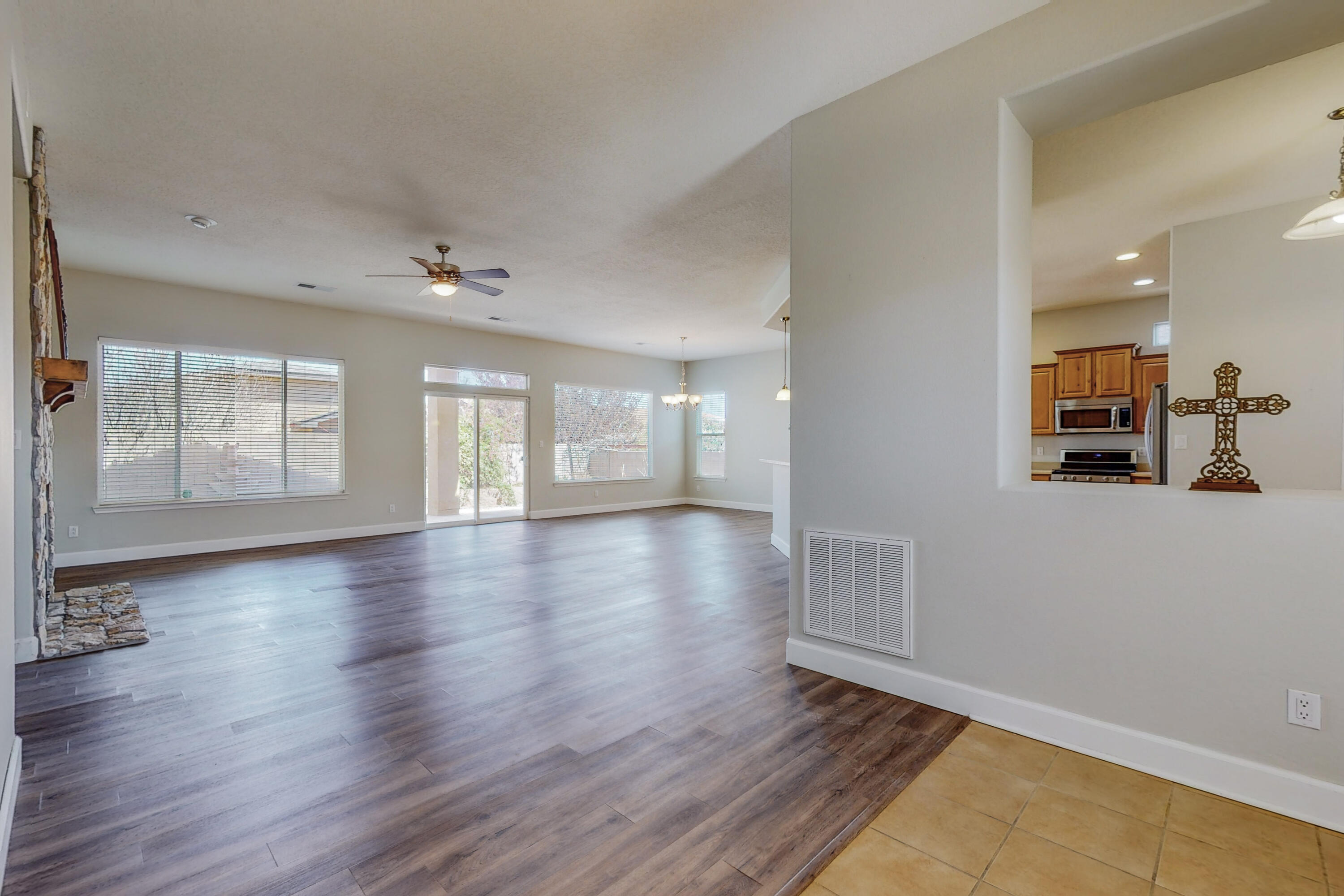 171 Zuni River Circle SW